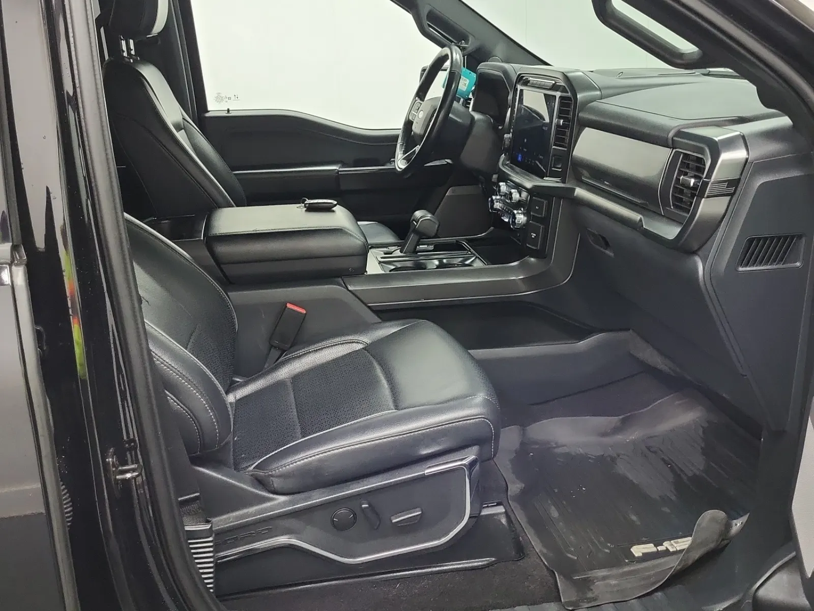 Right Side Interior Photo