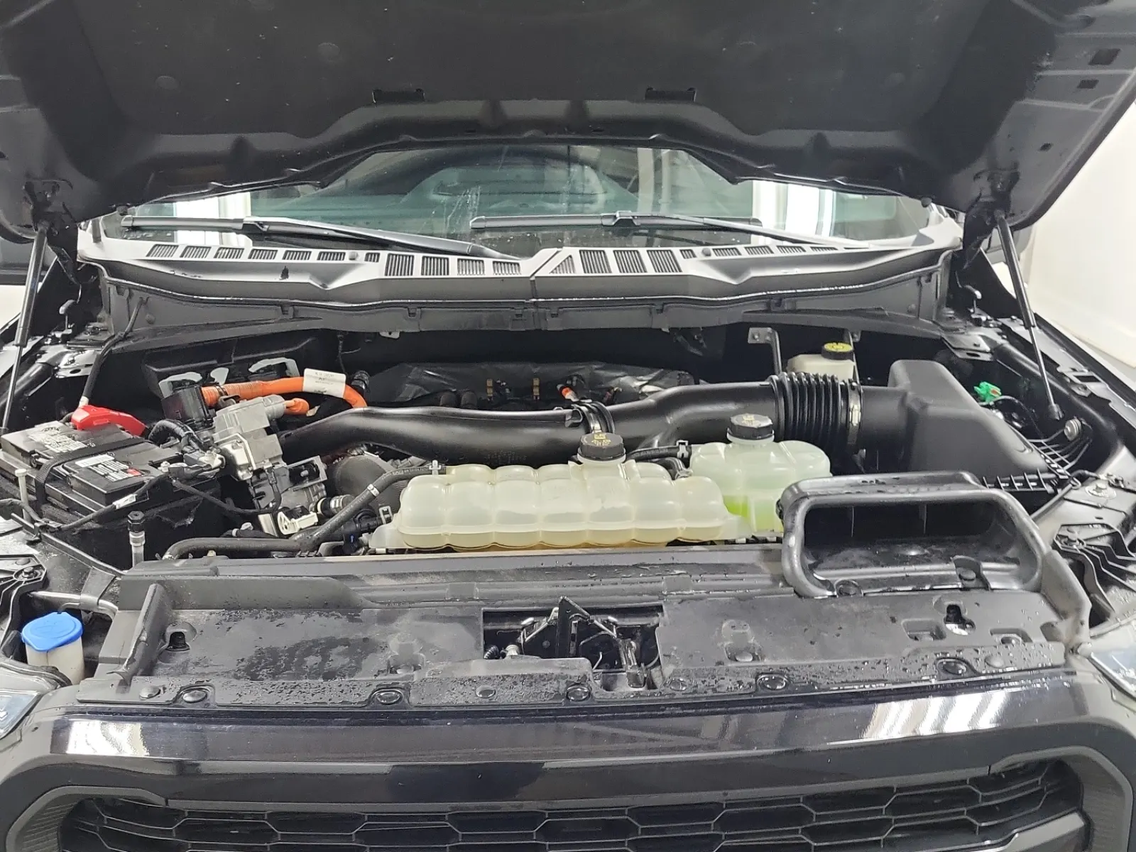 Engine Photo