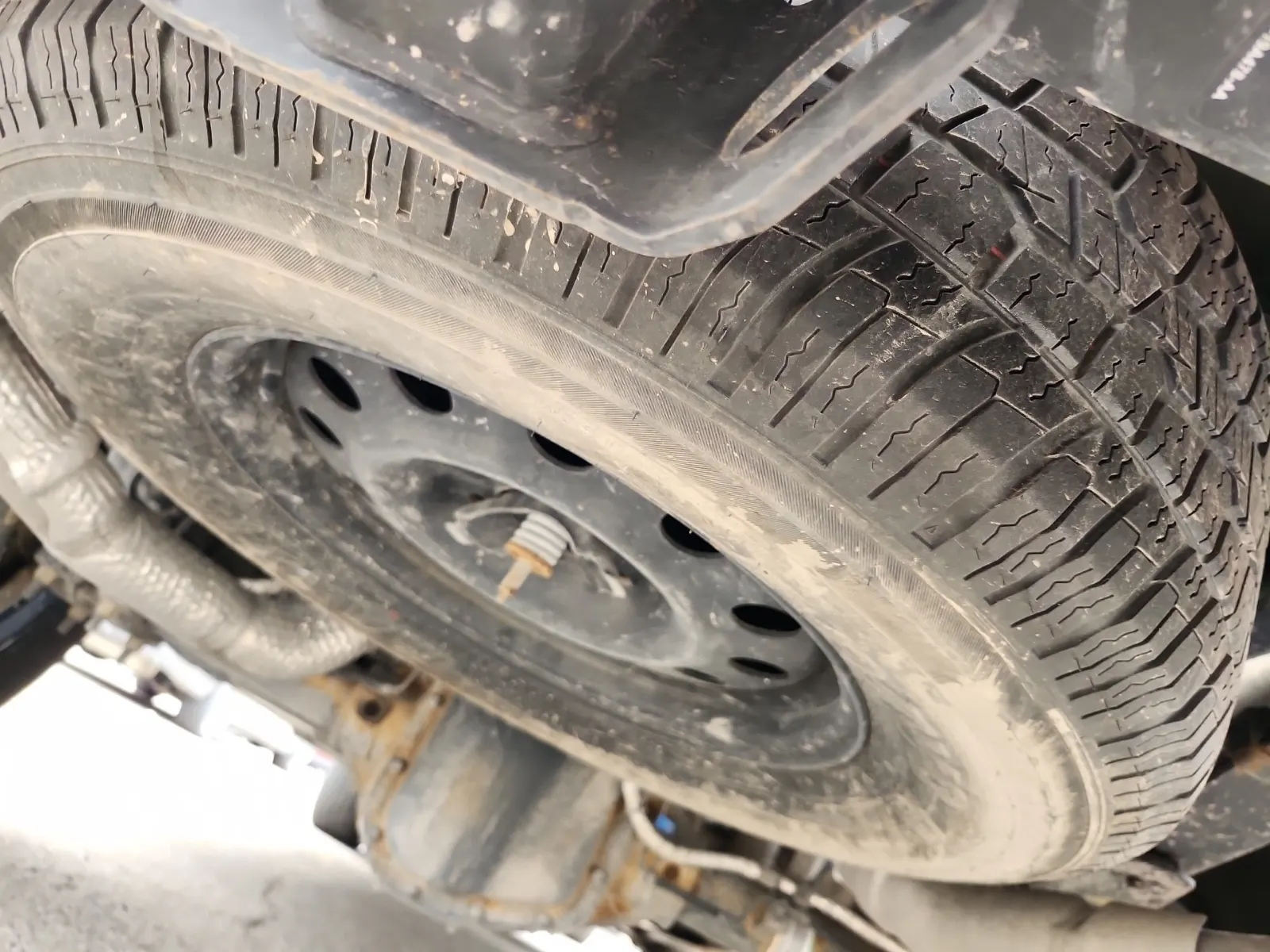 Spare Tire & Wheel Photo