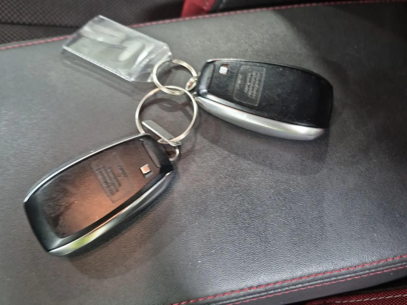 Keys/Fobs/Manual Photo