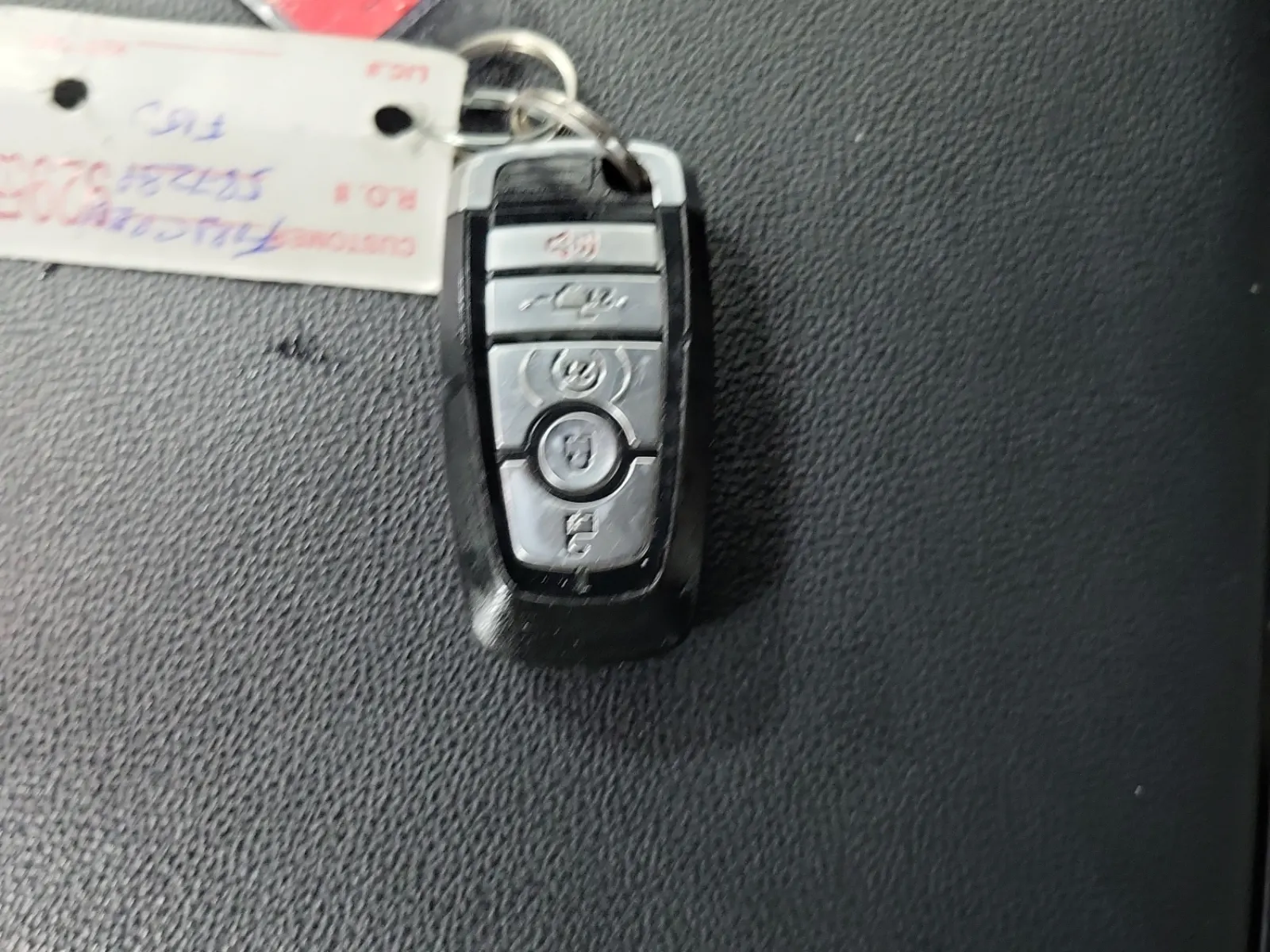 Keys/Fobs/Manual Photo