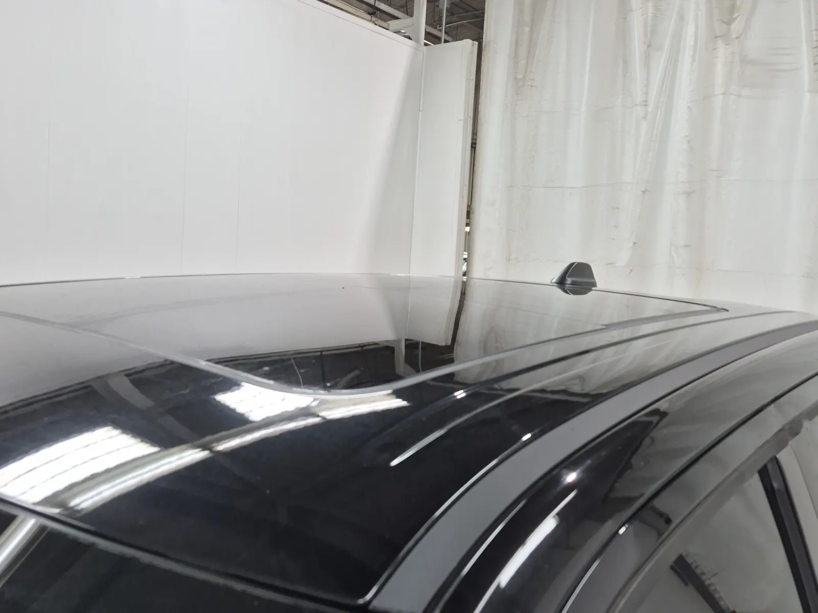Exterior Roof Photo