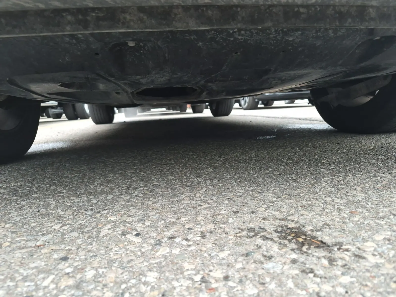 Undercarriage - Front Photo