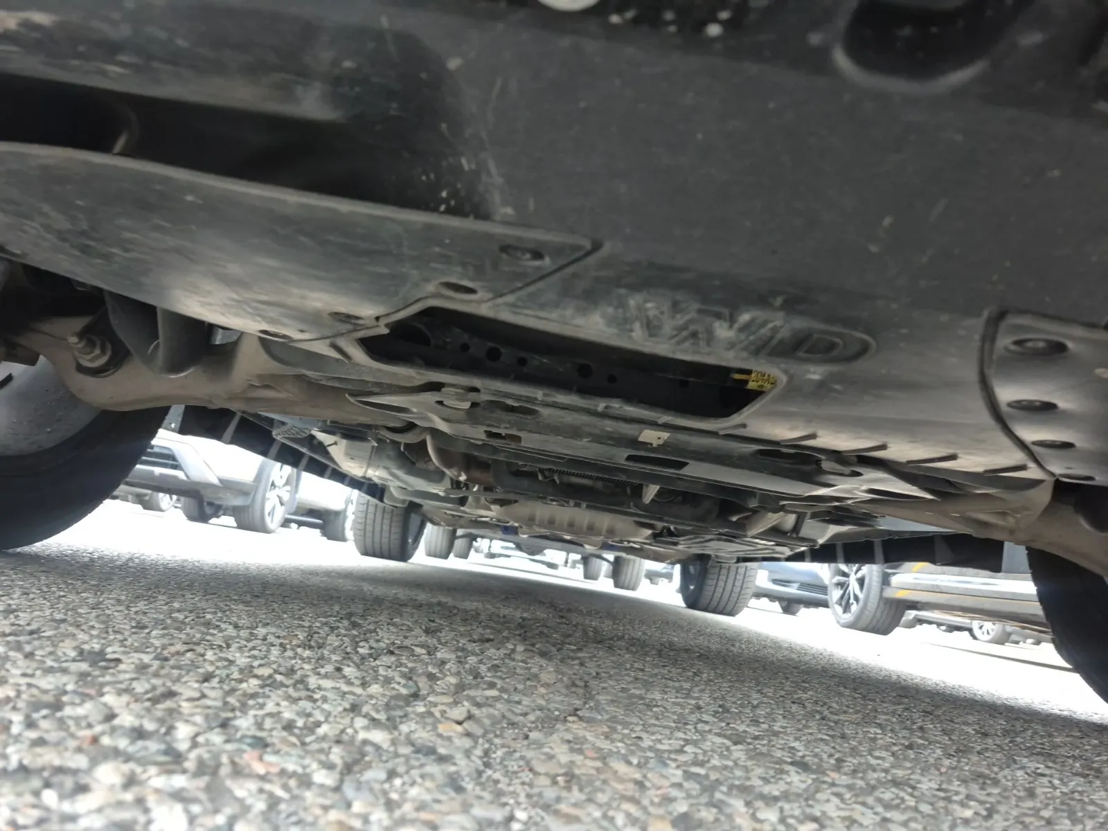 Undercarriage - Front Photo