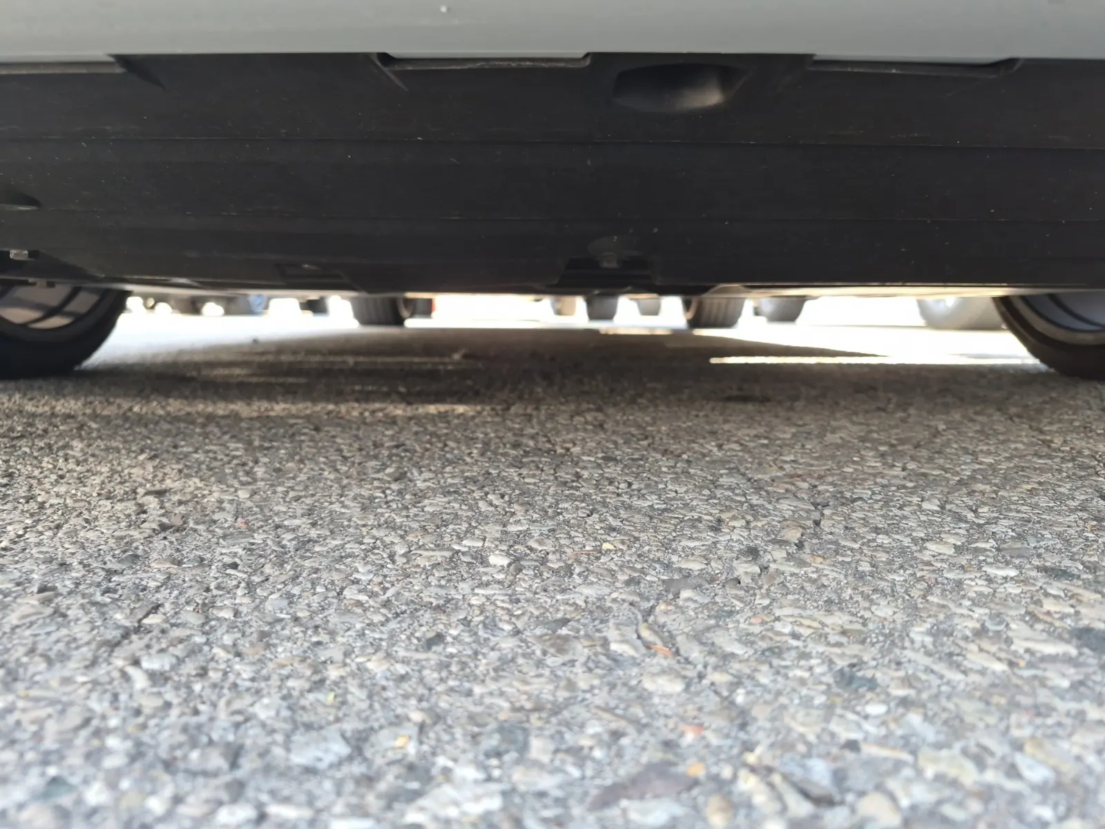 Undercarriage - Front Photo