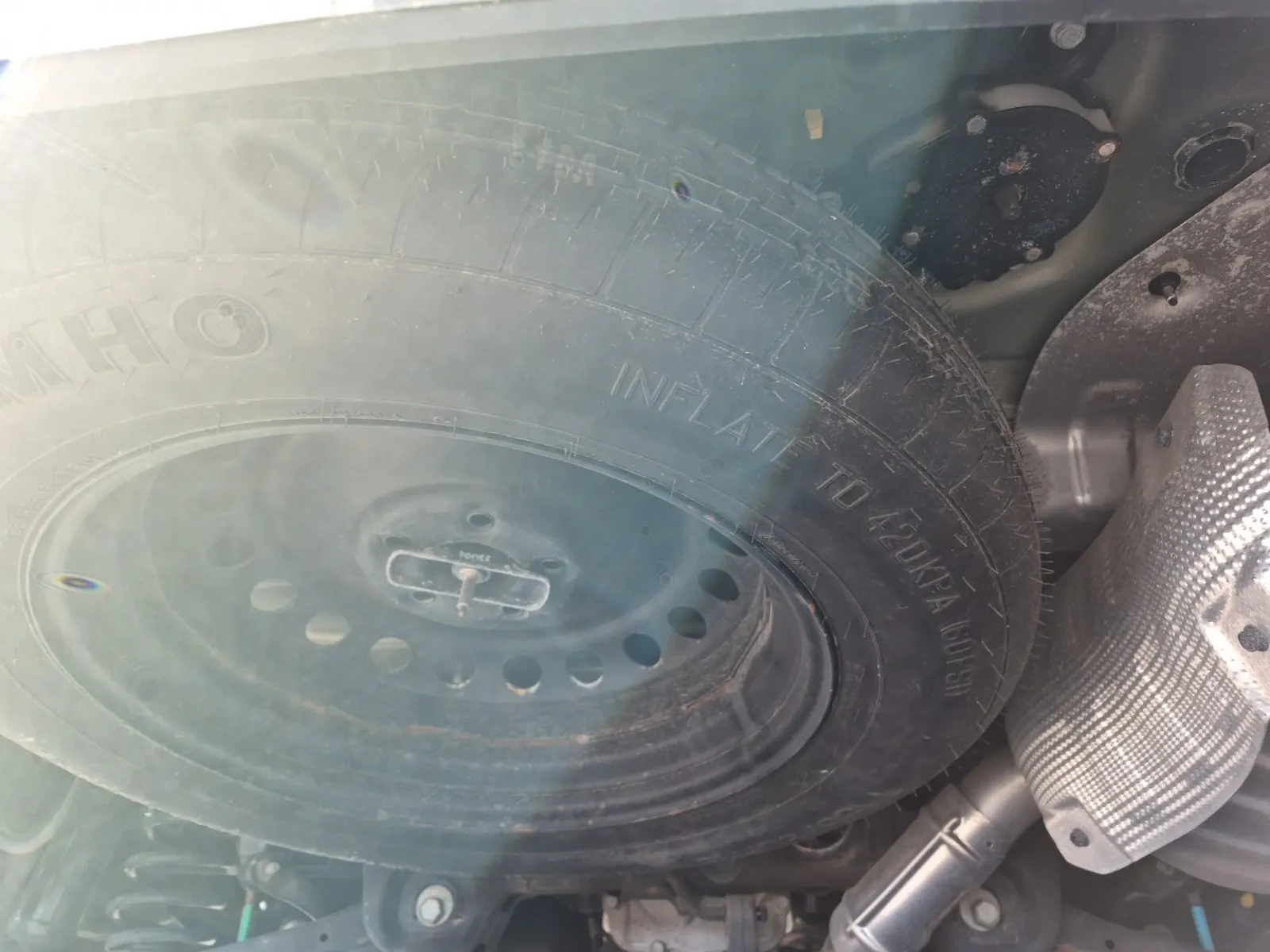 Spare Tire & Wheel Photo