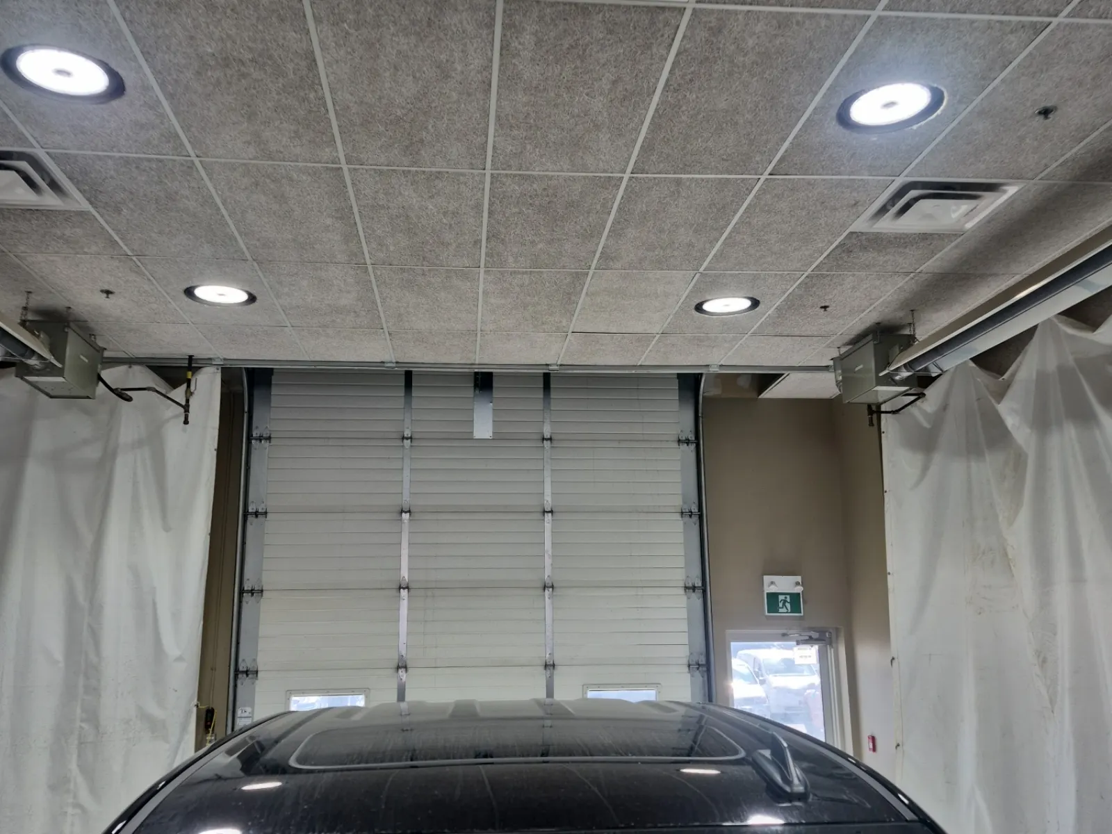 Exterior Roof Photo