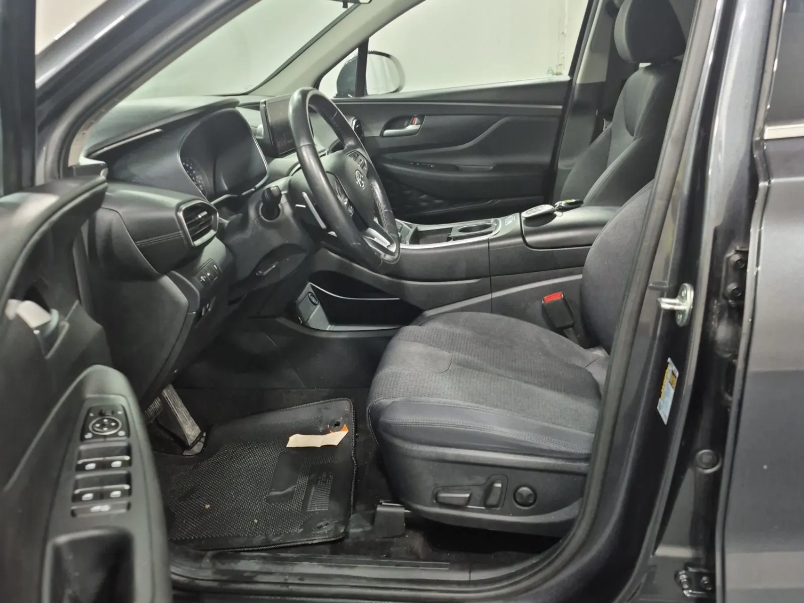 Front Interior Photo