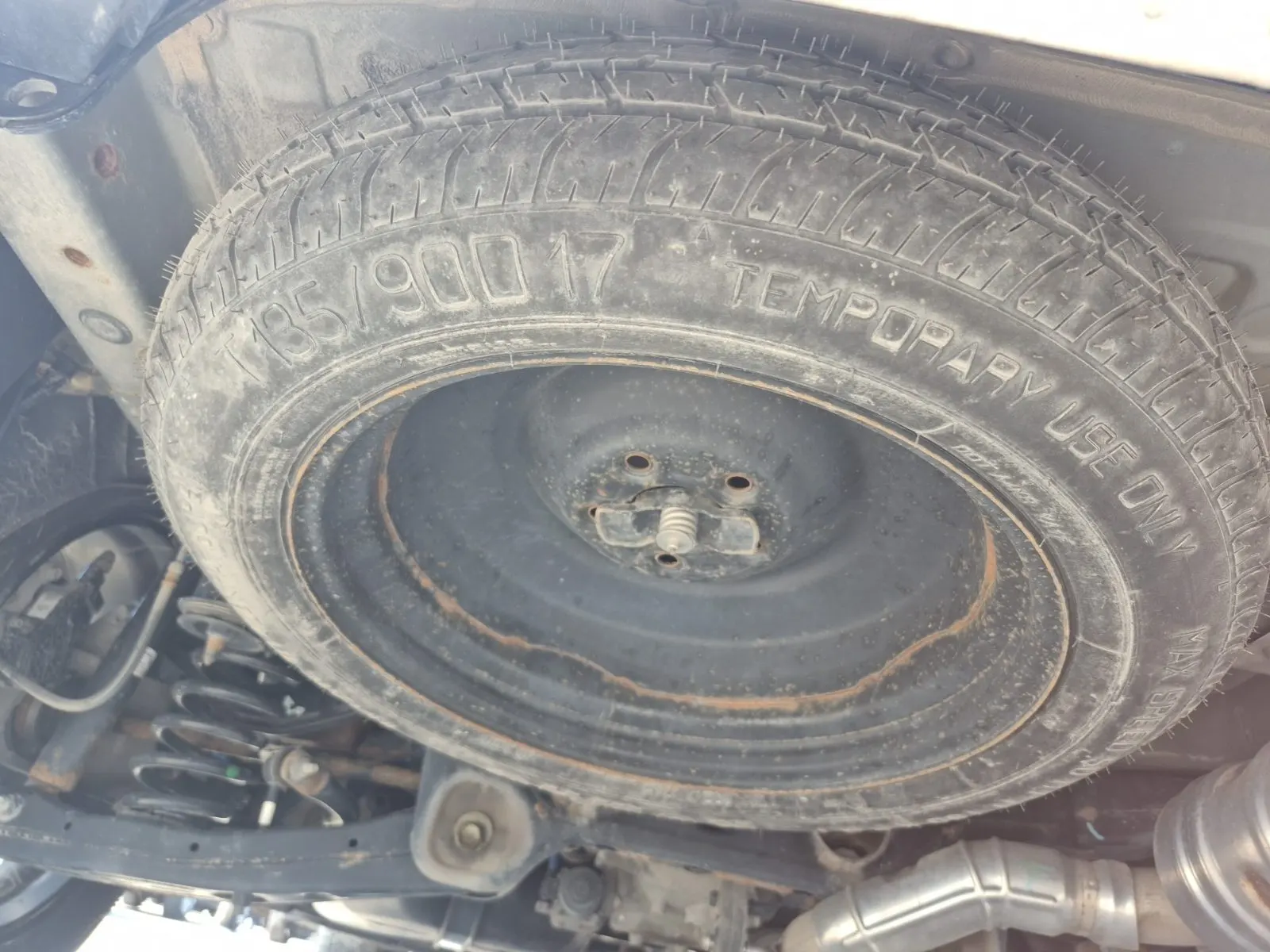 Spare Tire & Wheel Photo