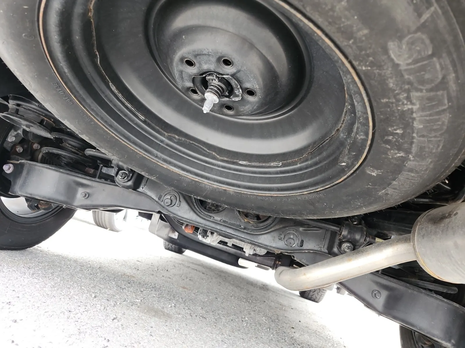 Spare Tire & Wheel Photo