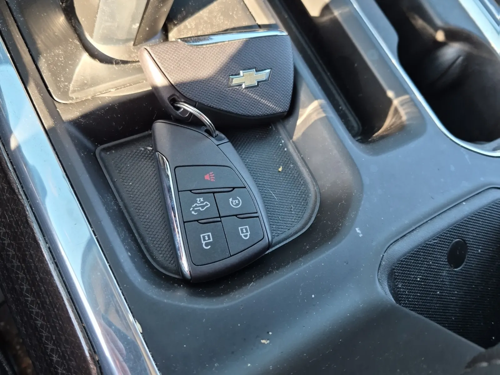Keys/Fobs/Manual Photo
