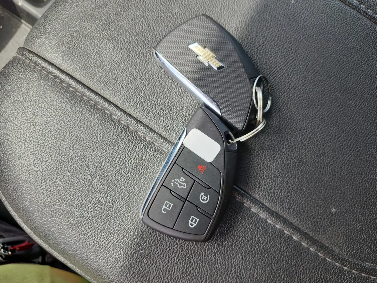 Keys/Fobs/Manual Photo