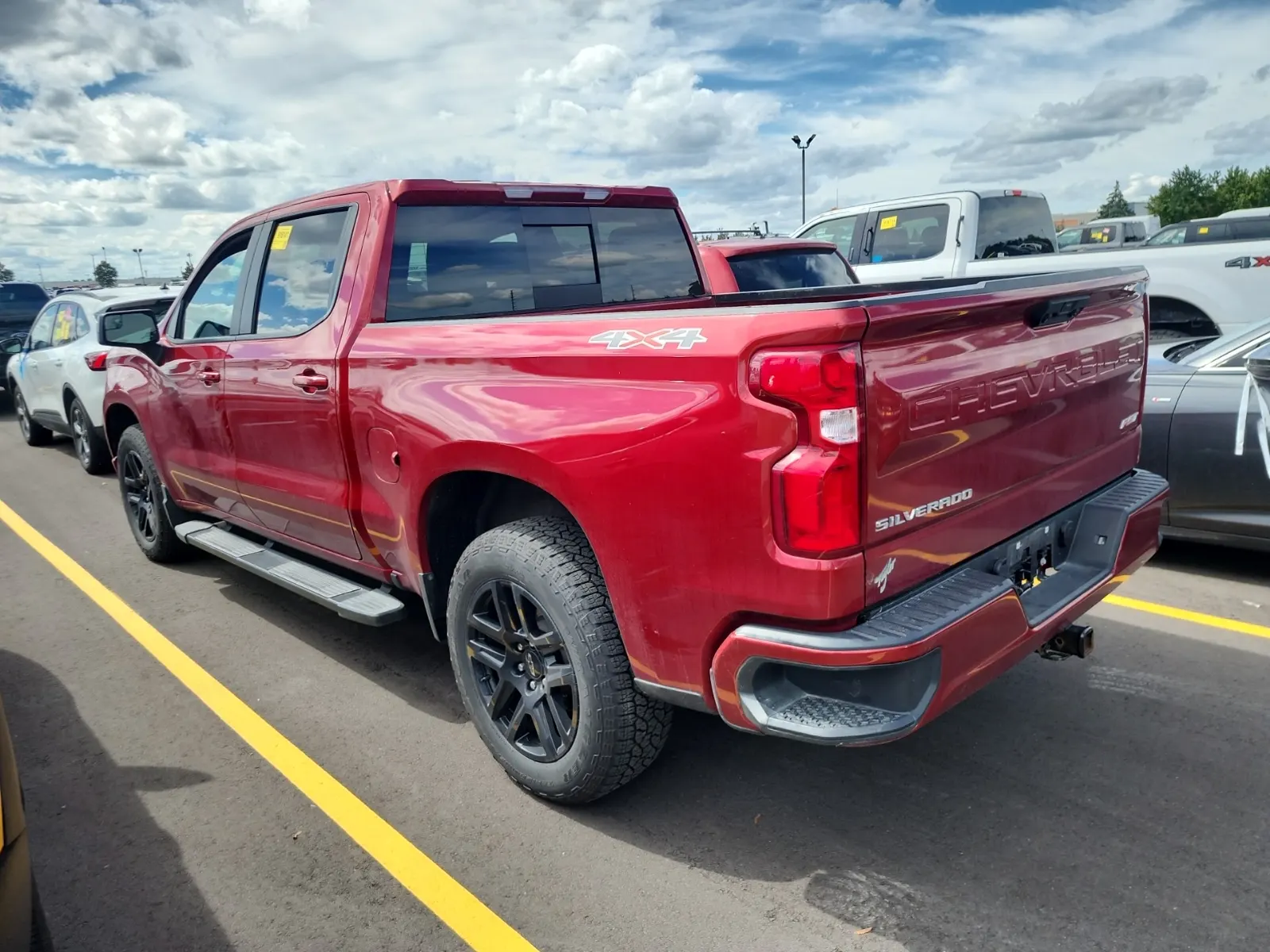 Driver Rear 3/4 Photo