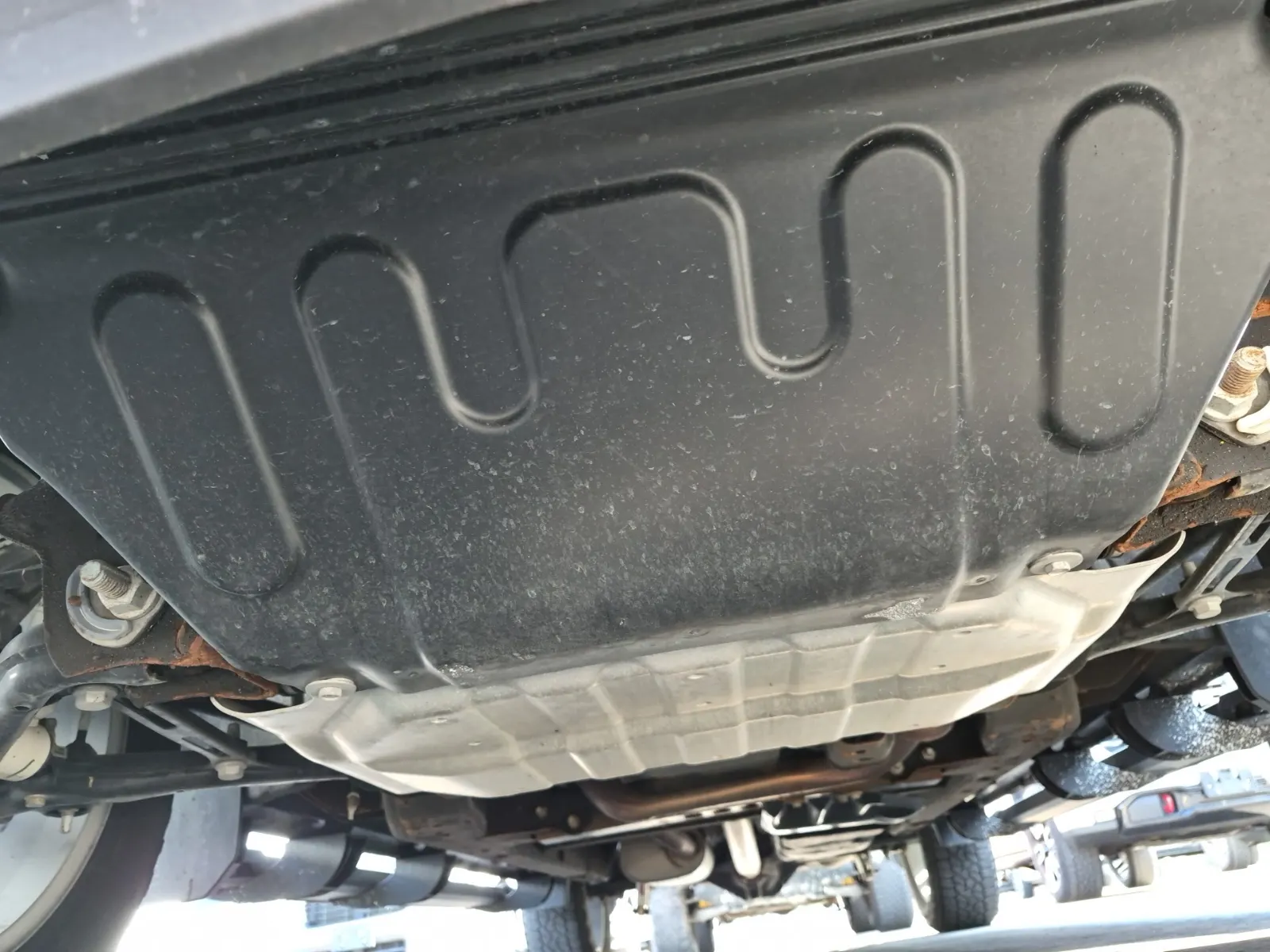 Undercarriage - Front Photo