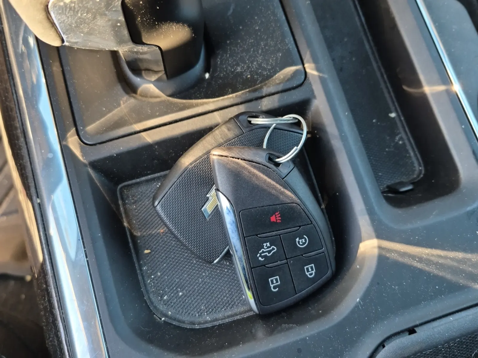 Keys/Fobs/Manual Photo