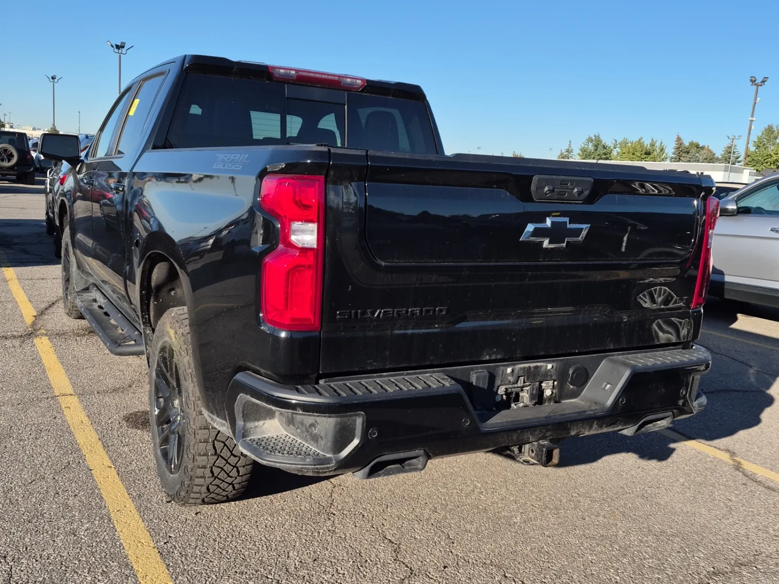 Driver Rear 3/4 Photo