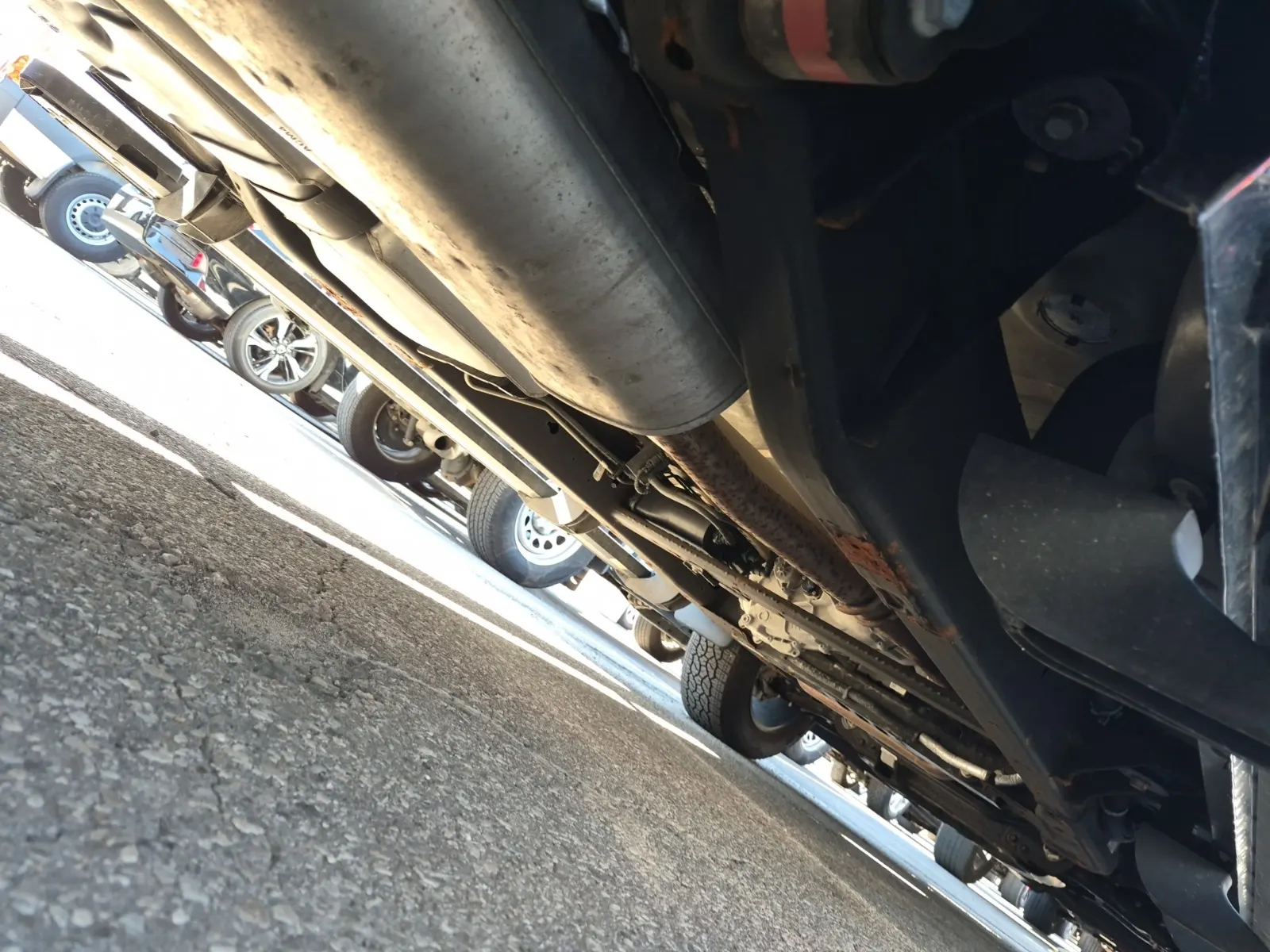 Undercarriage - Passenger Photo