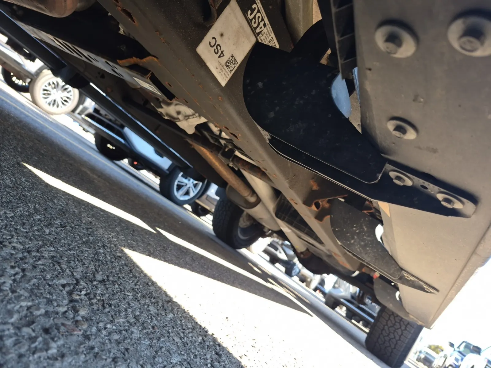 Undercarriage - Driver Photo