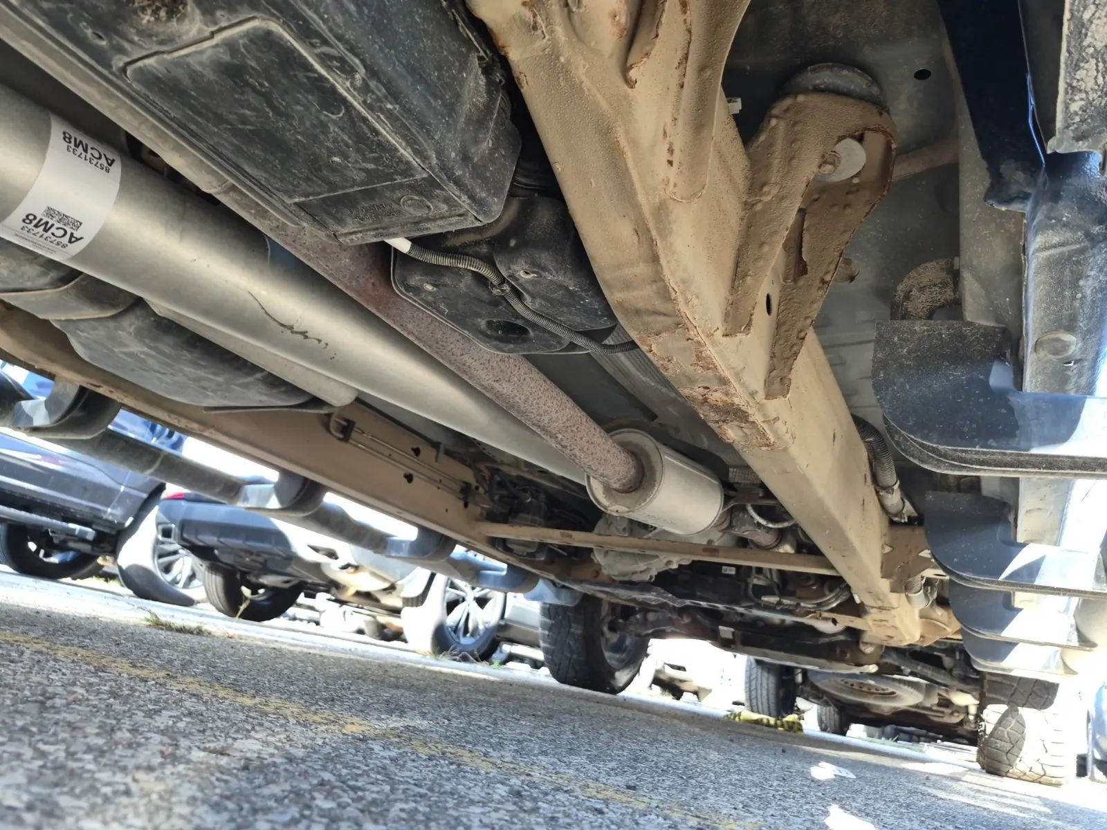 Undercarriage - Passenger Photo