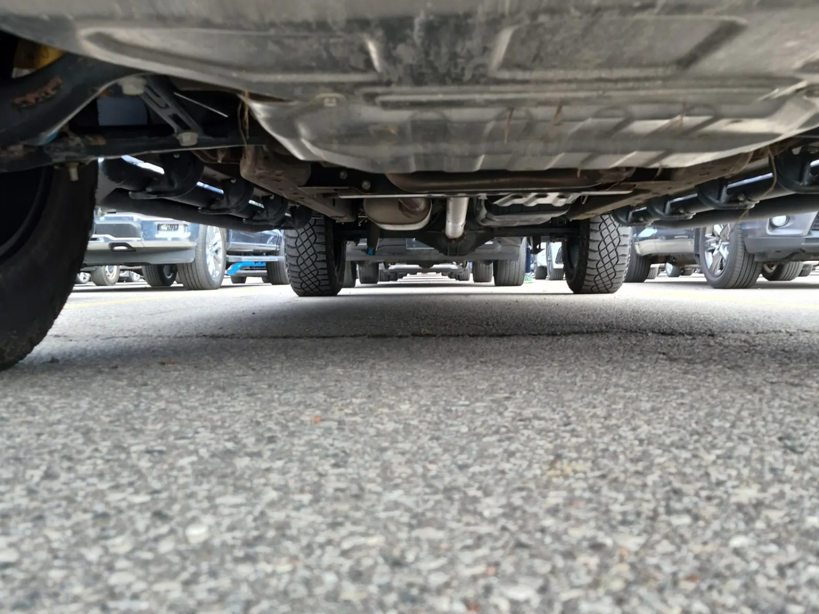 Undercarriage - Front Photo