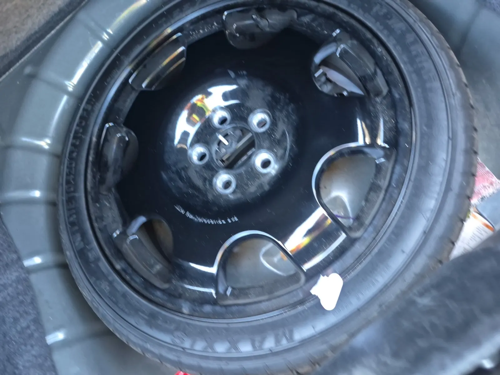 Spare Tire & Wheel Photo
