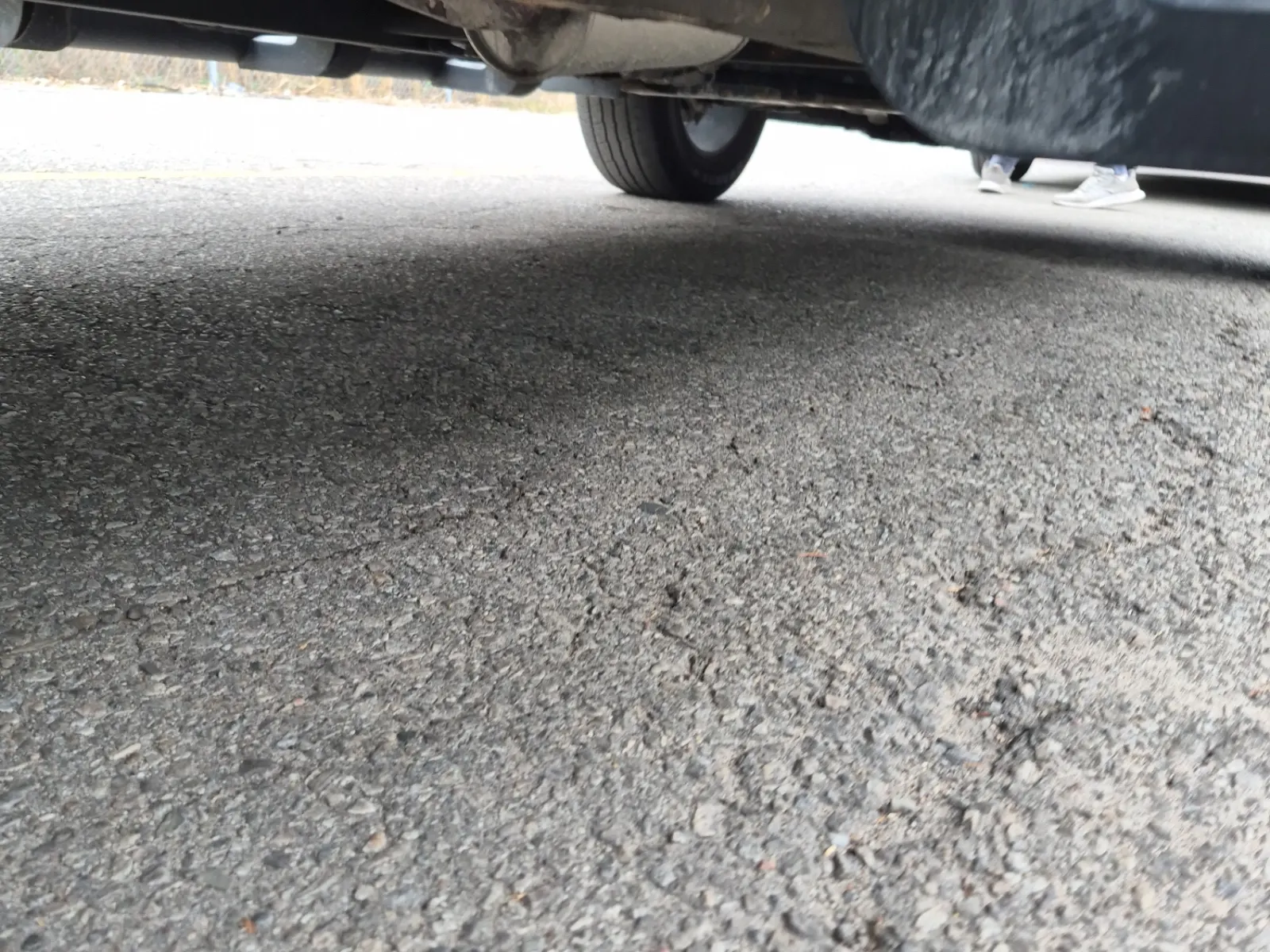 Undercarriage - Passenger Photo