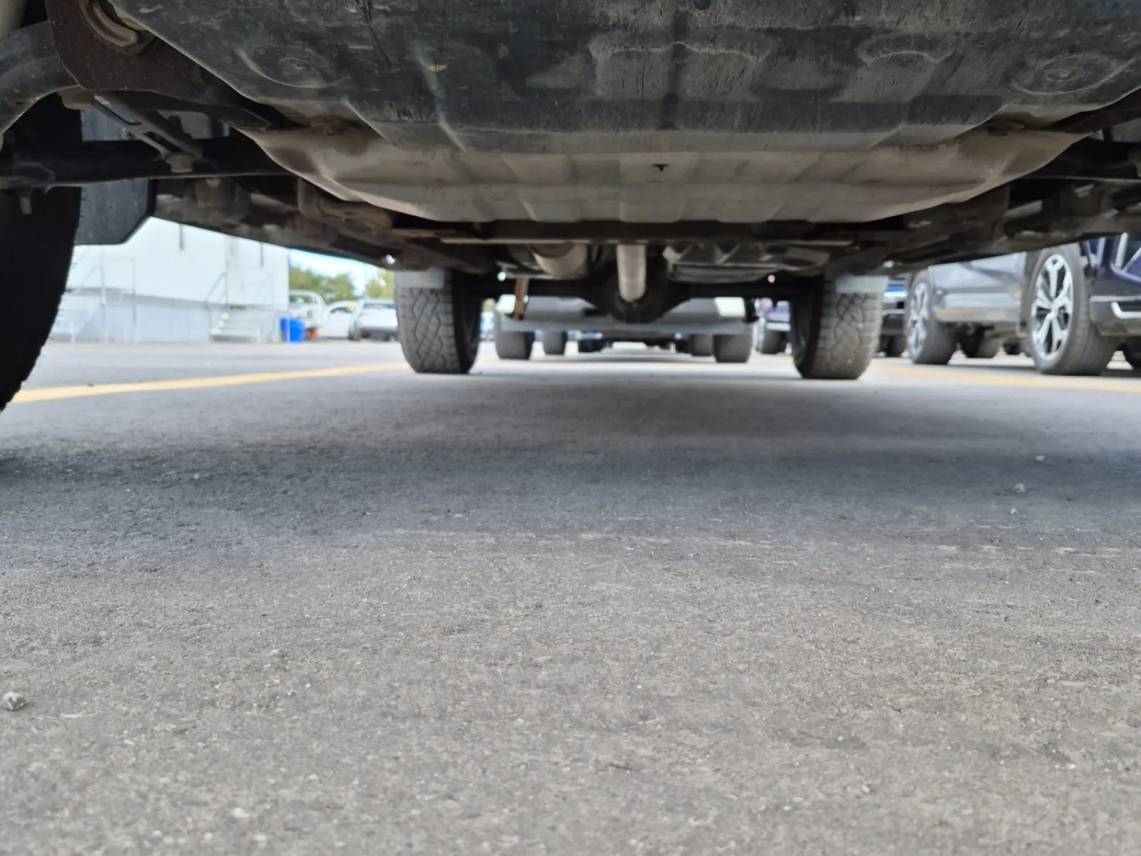 Undercarriage - Front Photo