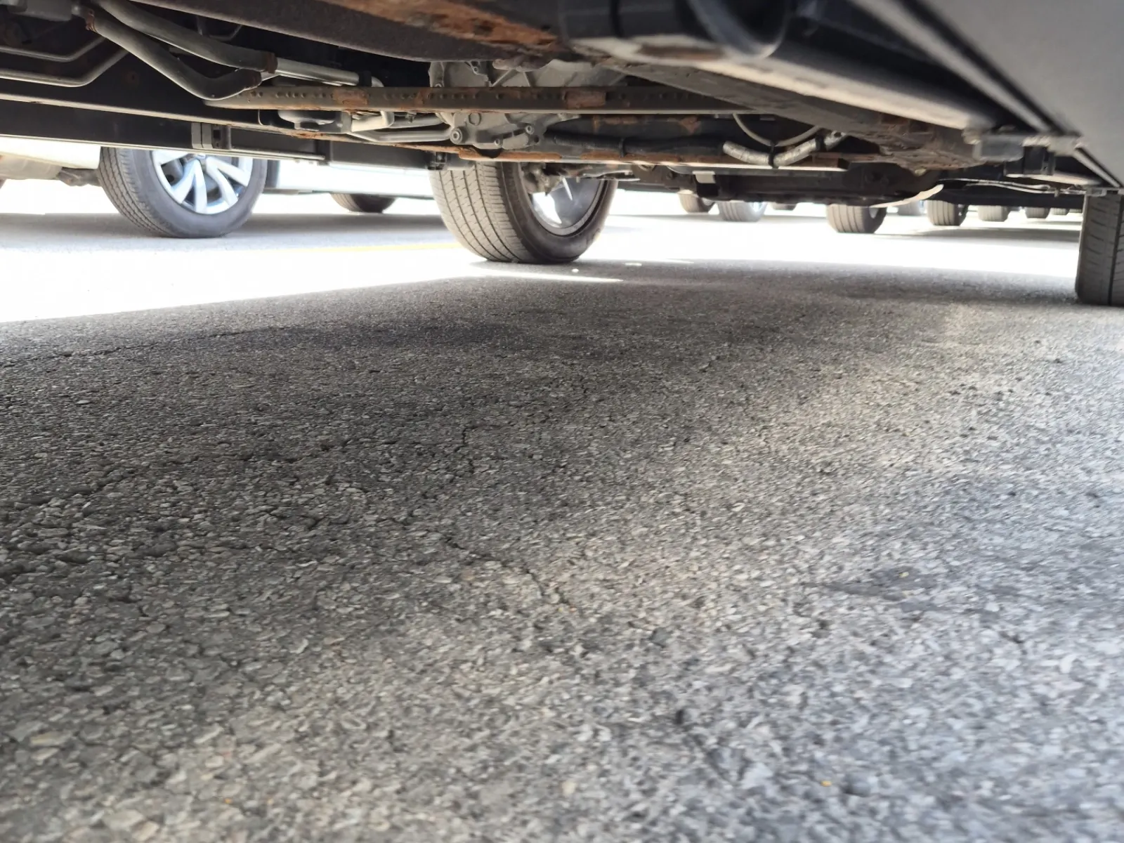 Undercarriage - Passenger Photo