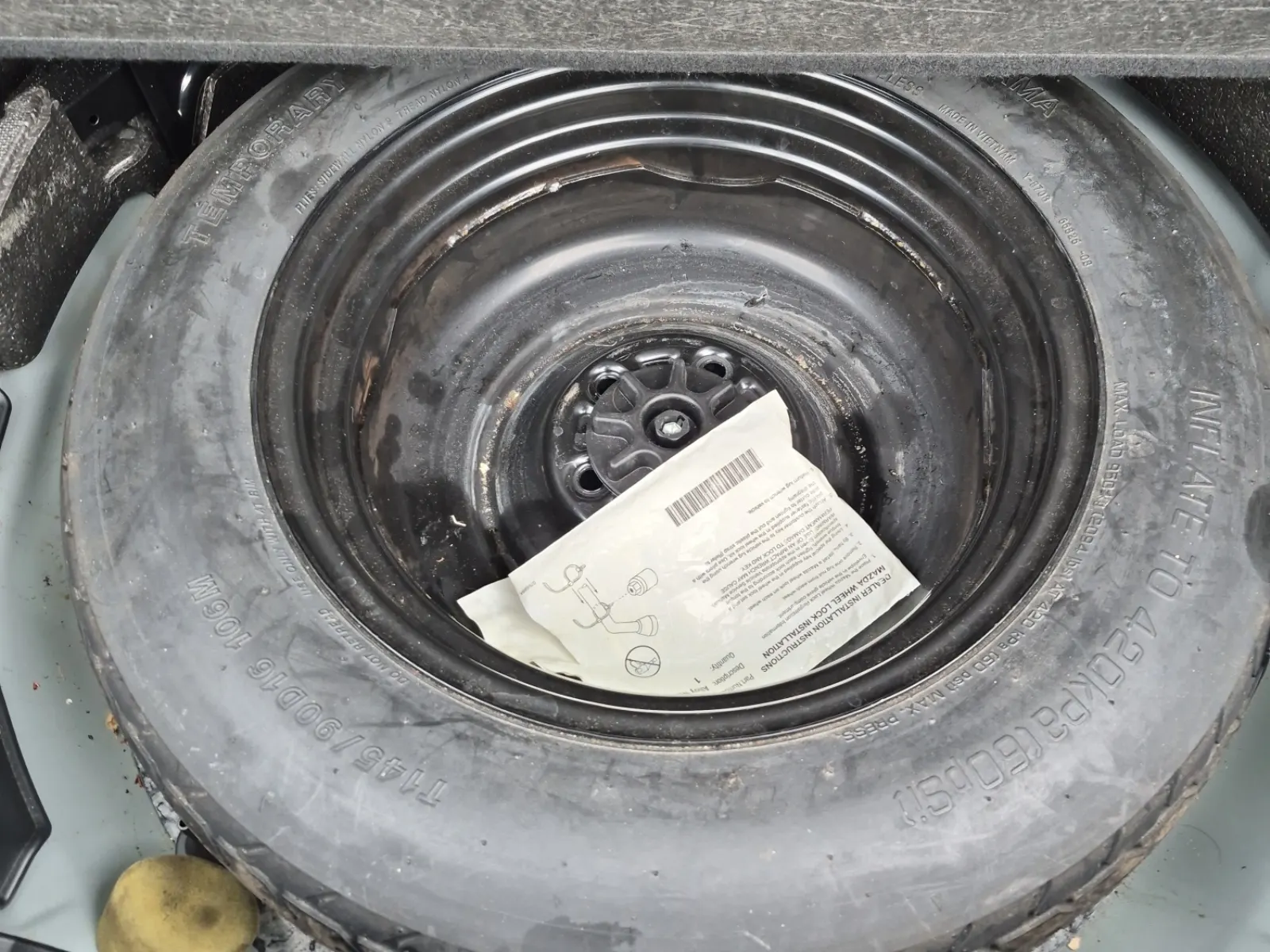 Spare Tire & Wheel Photo