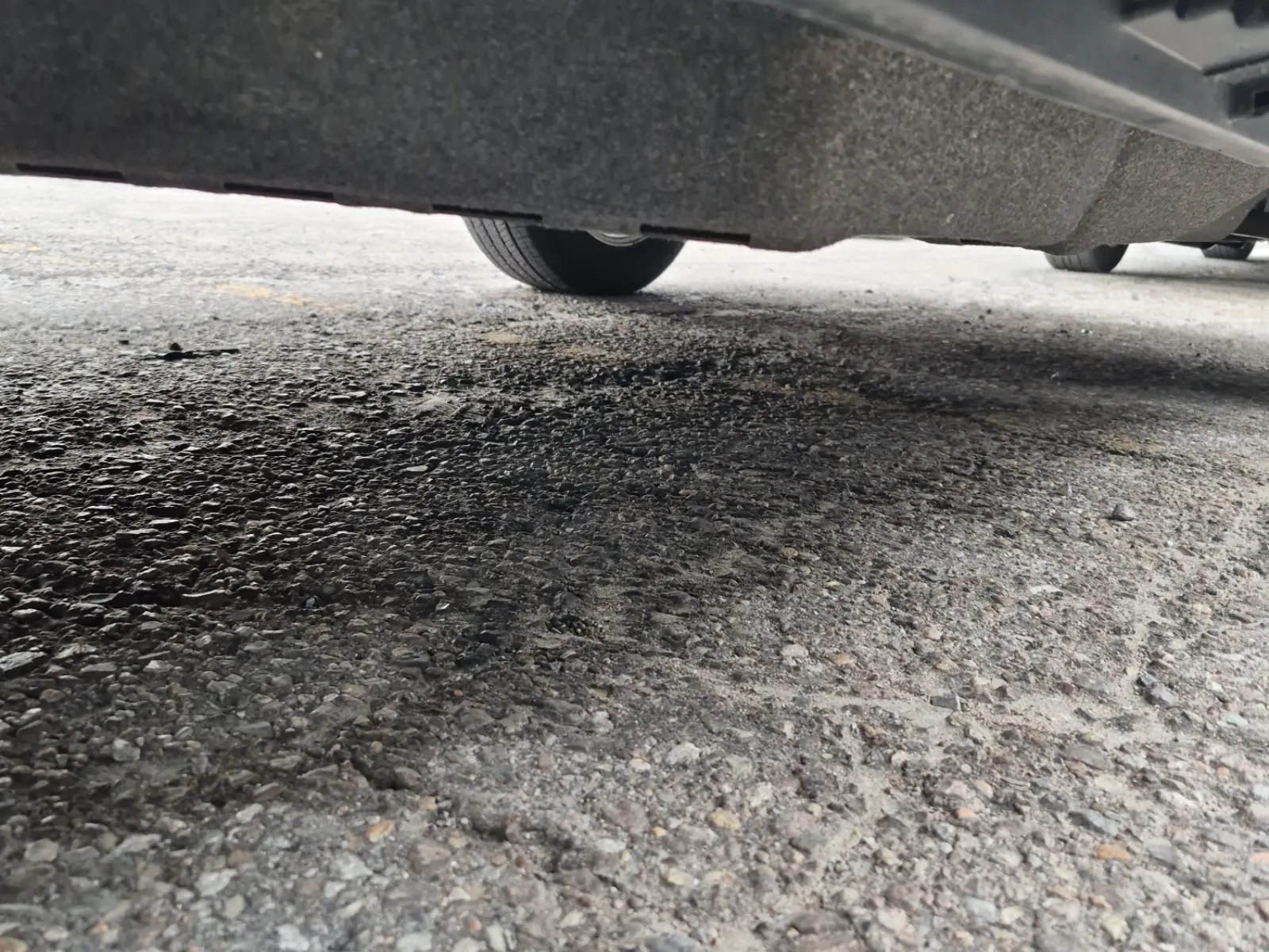 Undercarriage - Passenger Photo