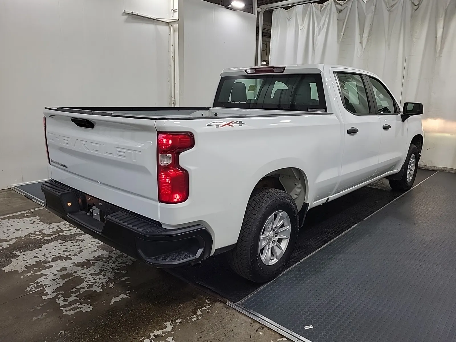 Passenger Rear 3/4 Photo