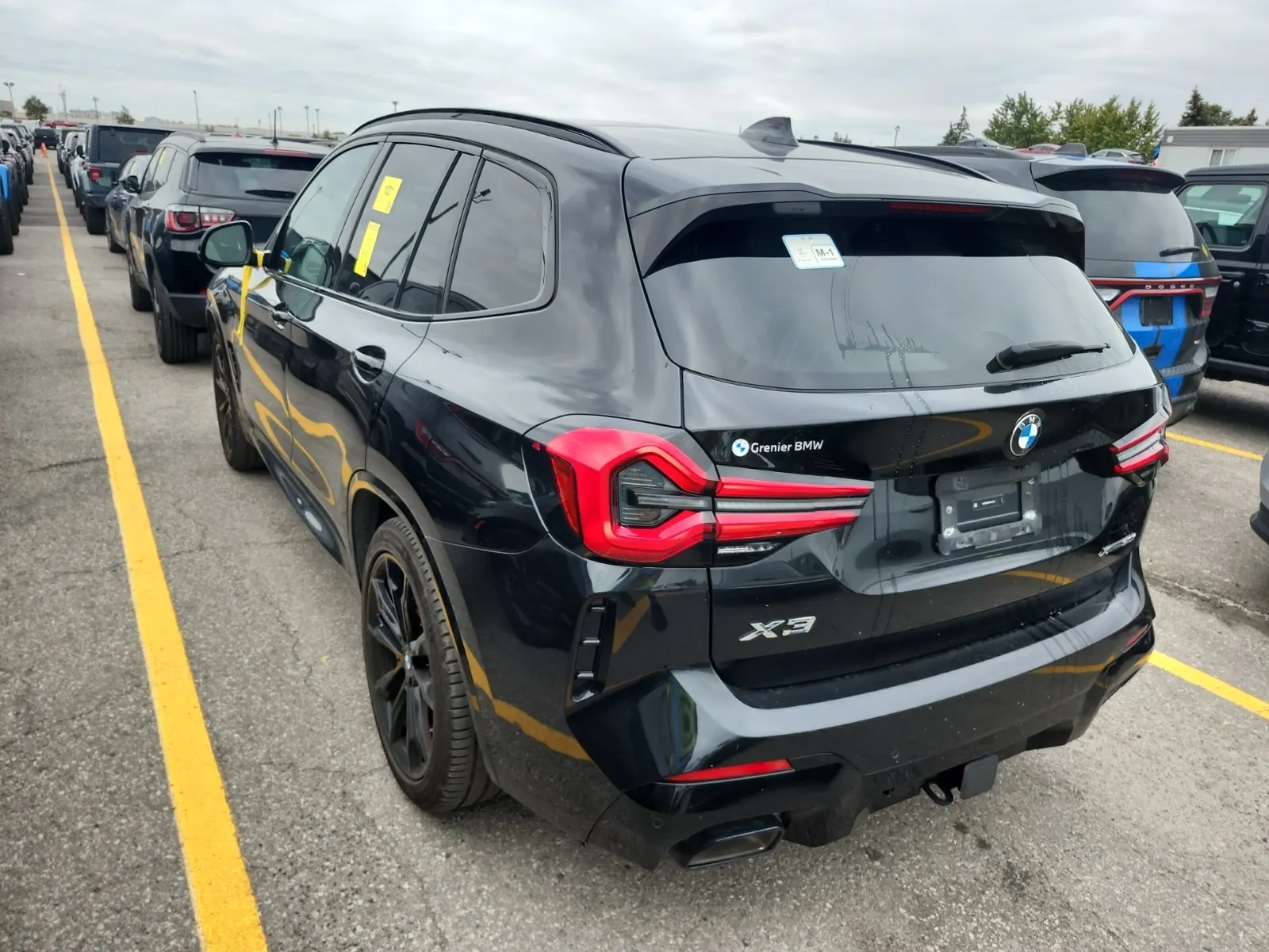 Driver Rear 3/4 Photo