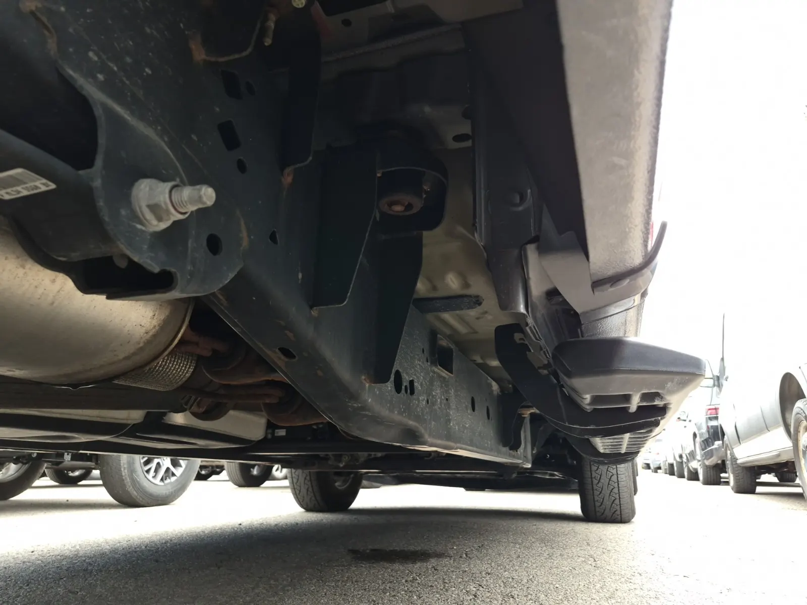 Undercarriage - Passenger Photo