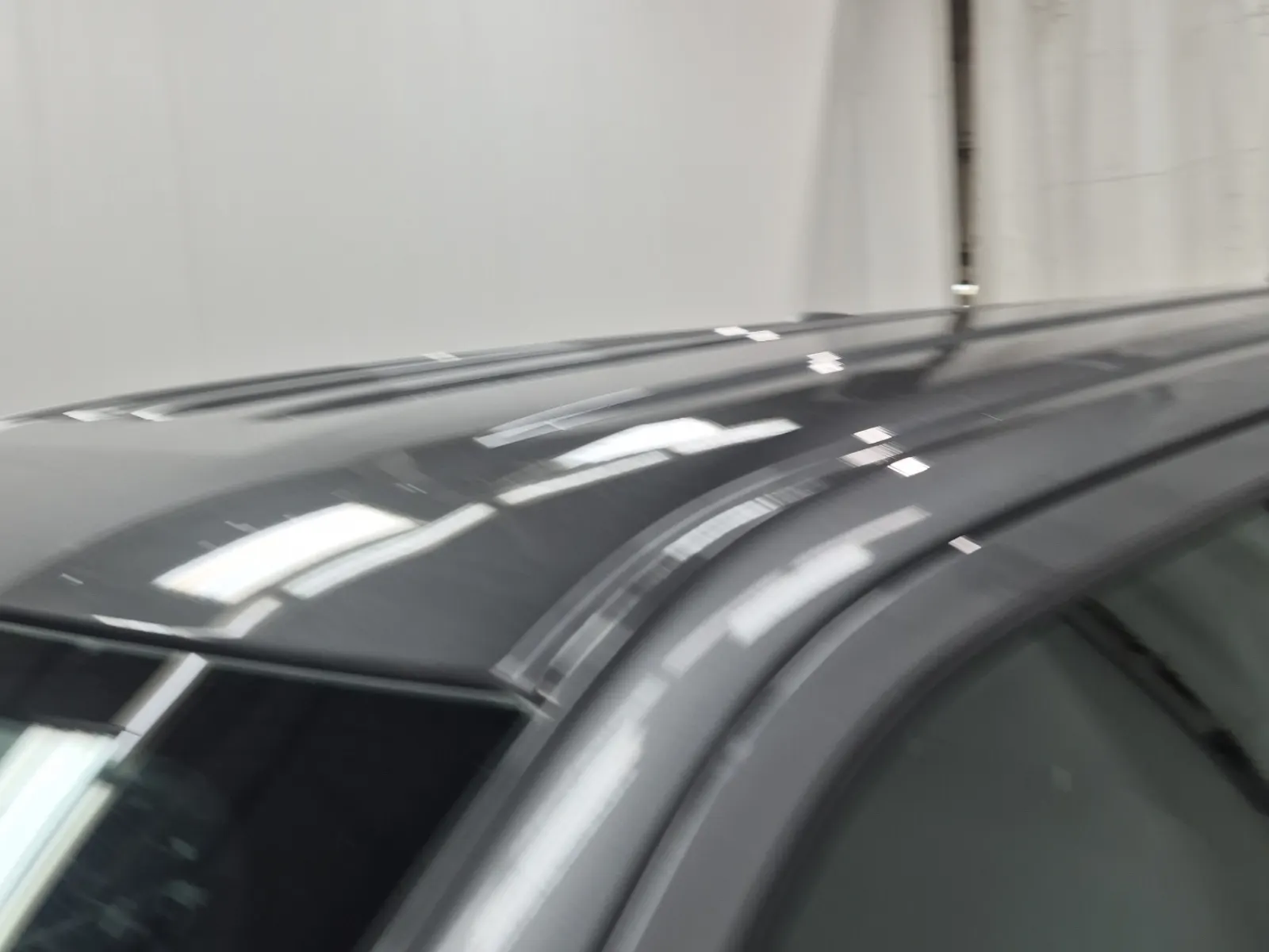Exterior Roof Photo