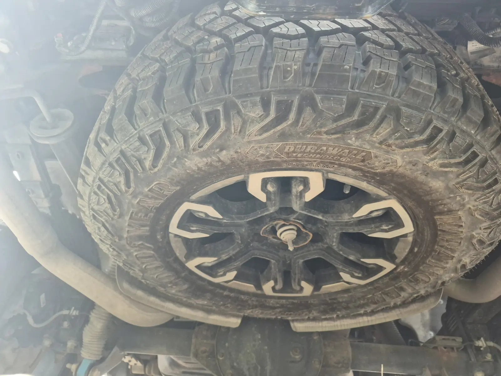 Spare Tire & Wheel Photo