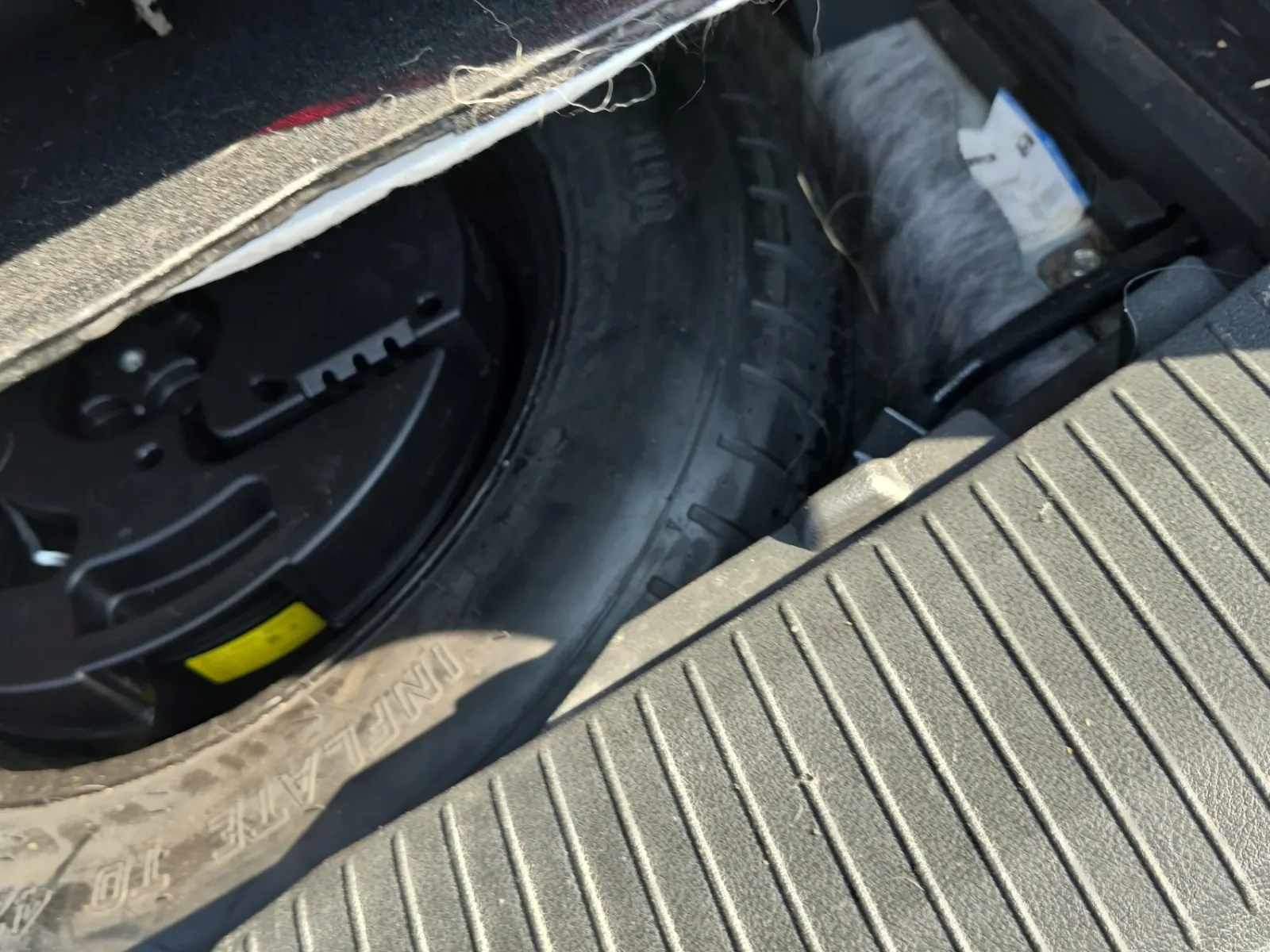 Spare Tire & Wheel Photo