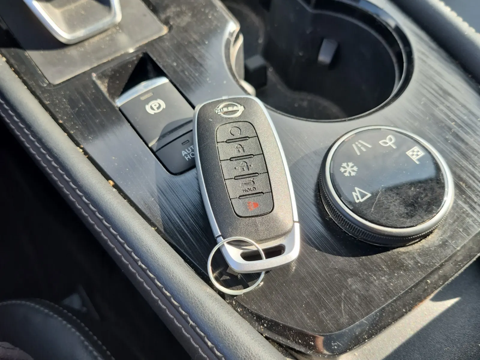 Keys/Fobs/Manual Photo