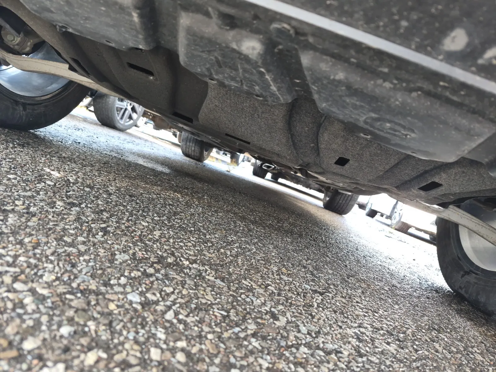 Undercarriage - Front Photo