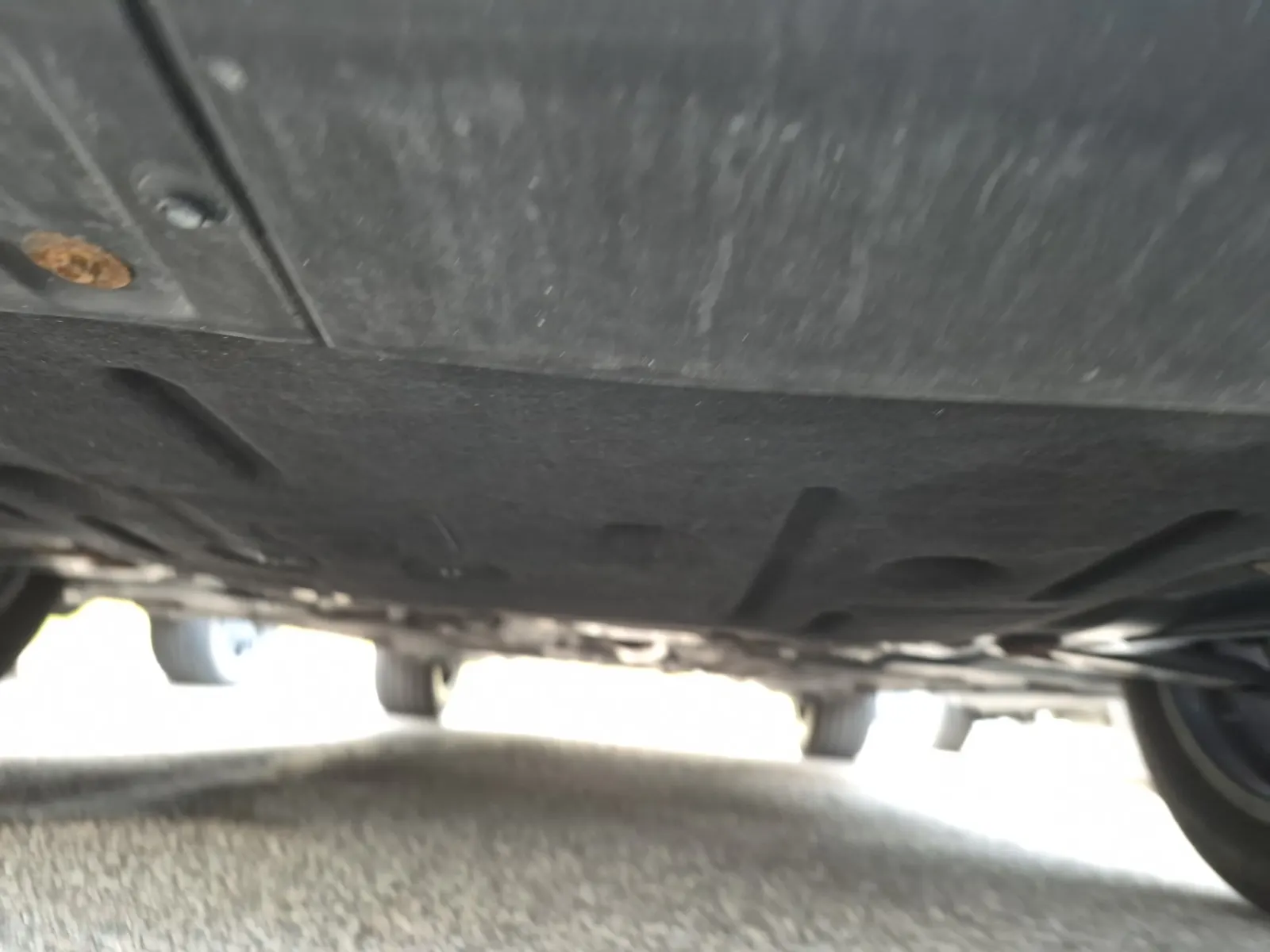 Undercarriage - Front Photo