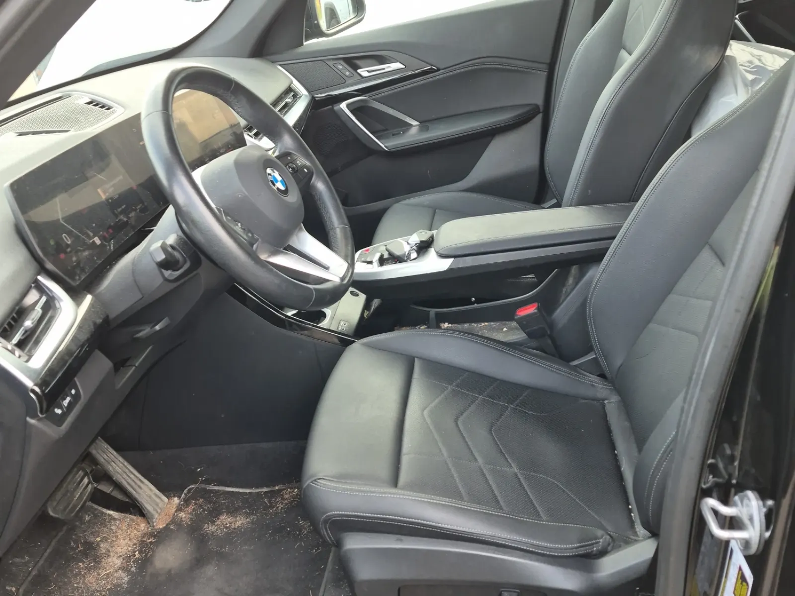 Front Interior Photo