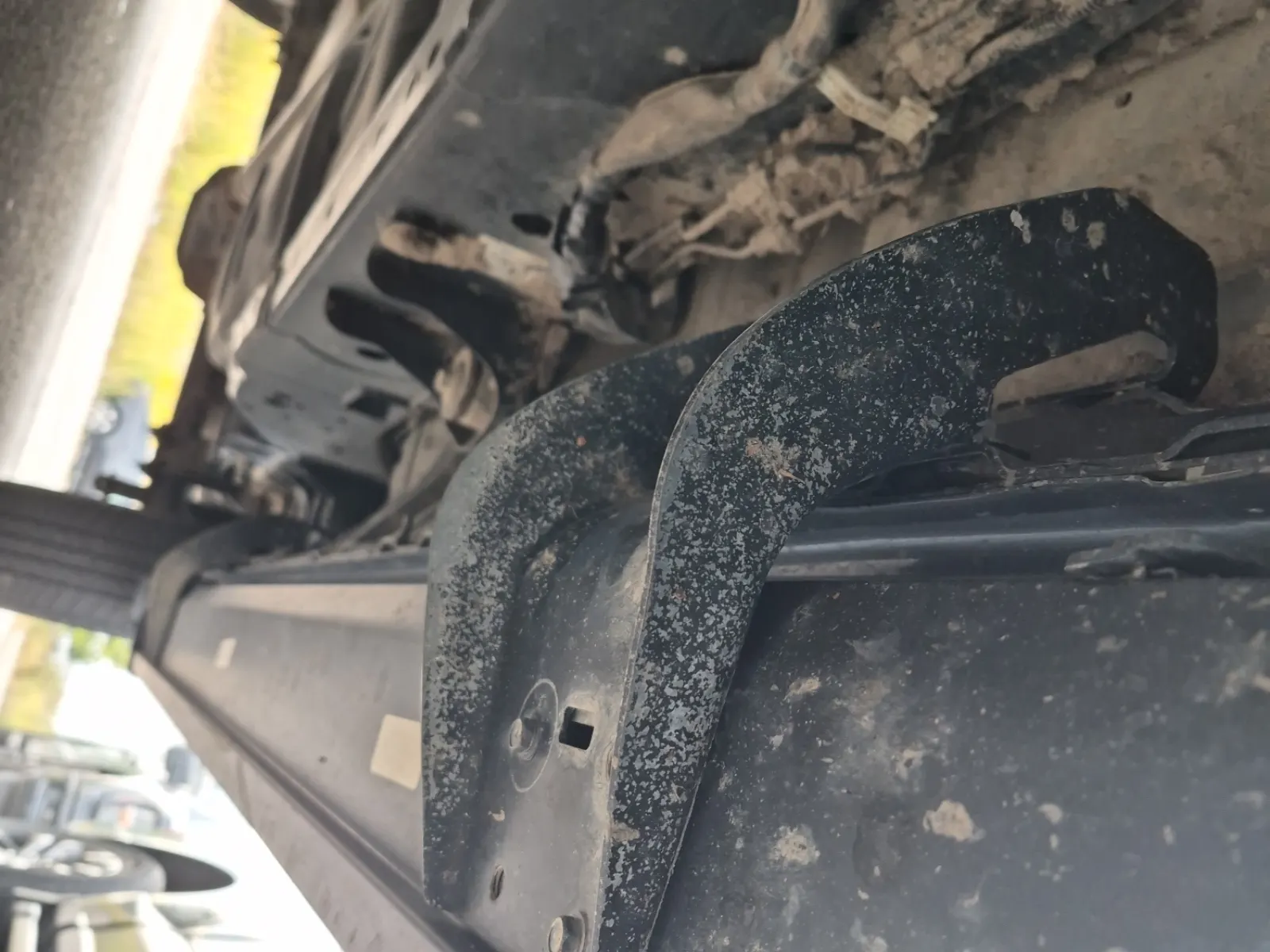Undercarriage - Driver Photo