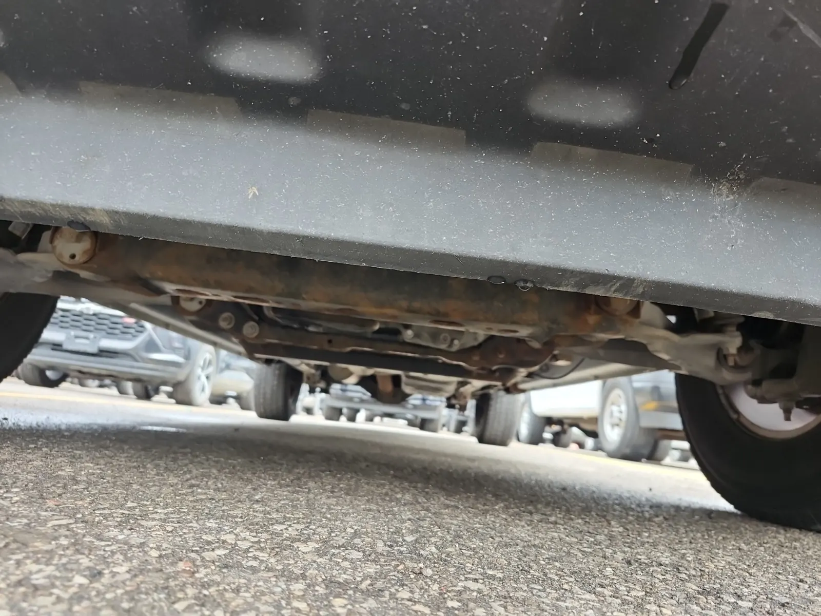 Undercarriage - Front Photo