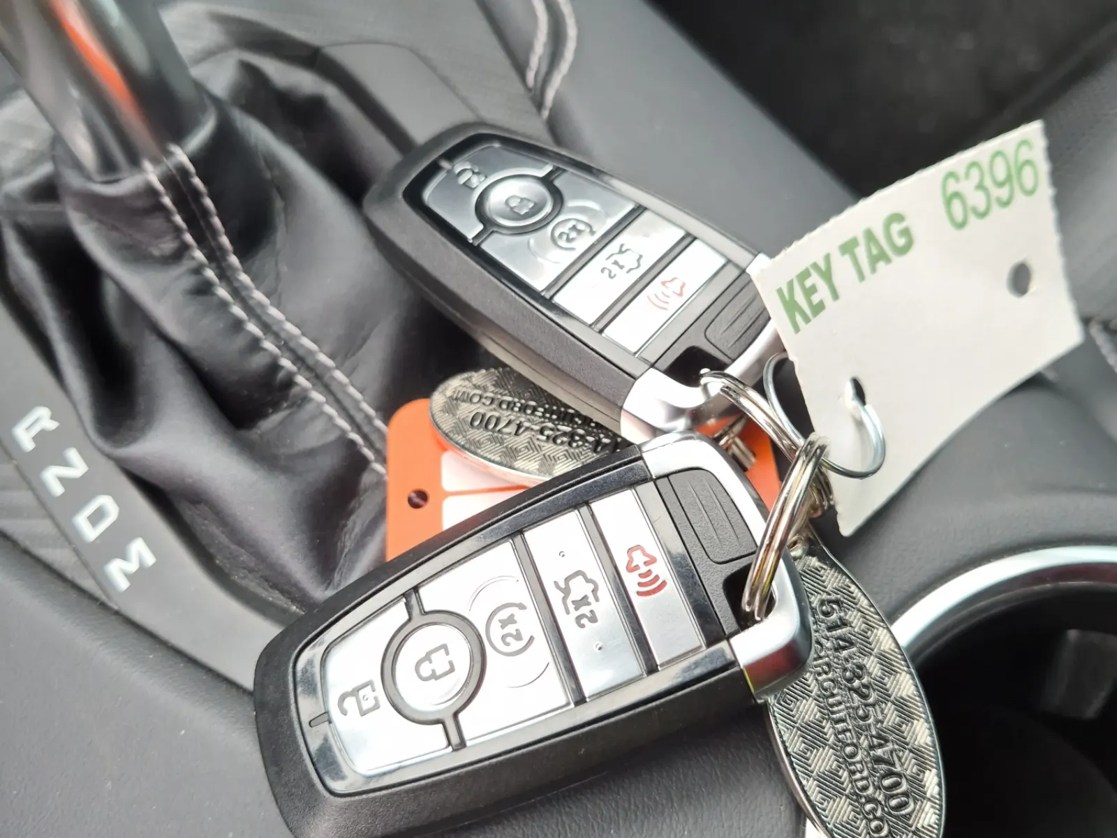Keys/Fobs/Manual Photo