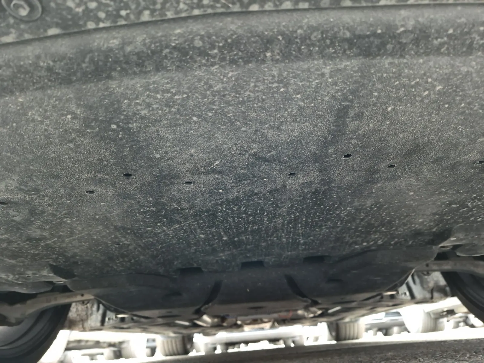 Undercarriage - Front Photo