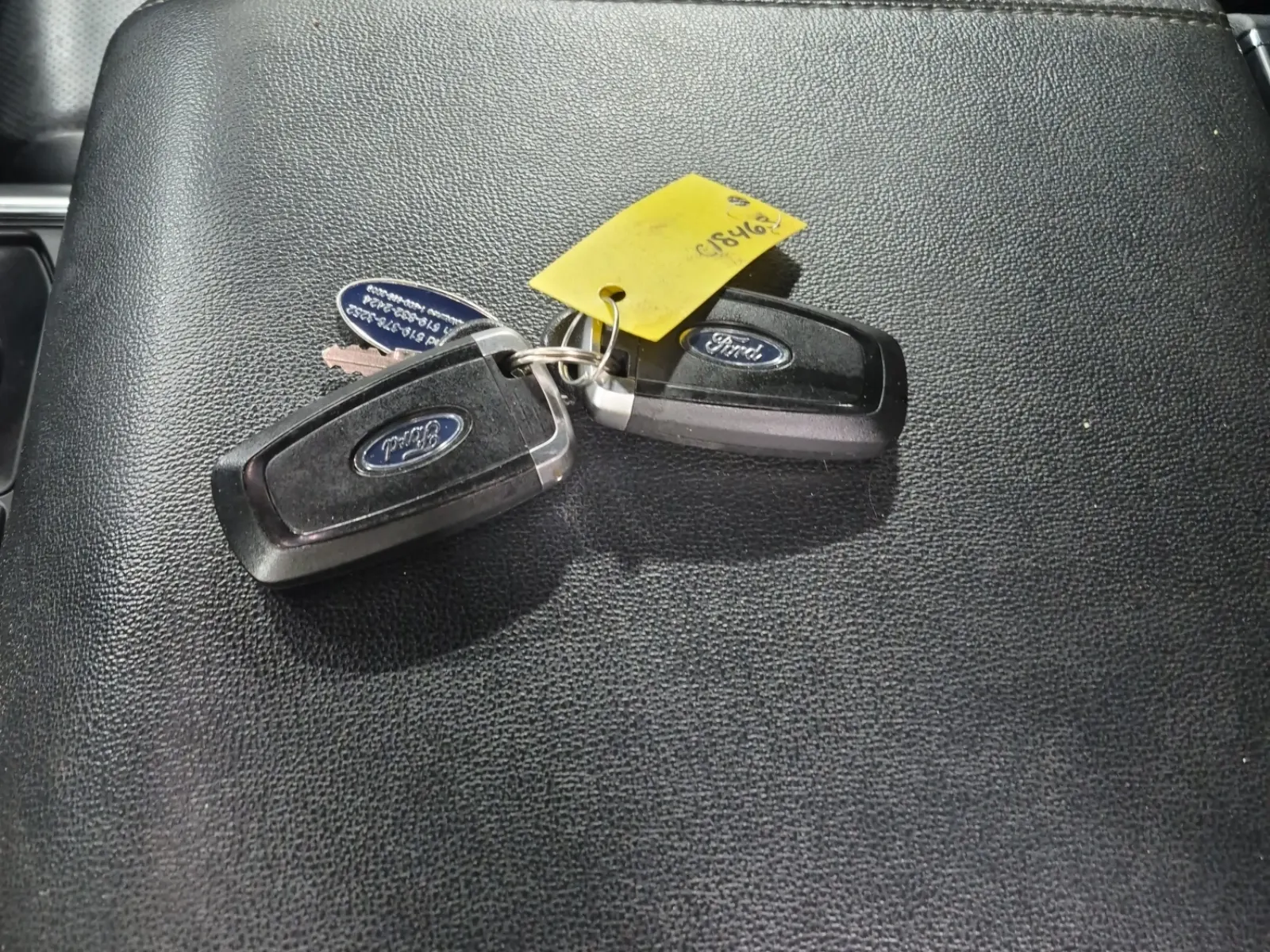 Keys/Fobs/Manual Photo