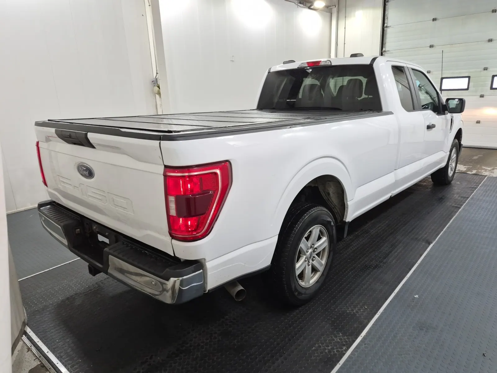 Passenger Rear 3/4 Photo