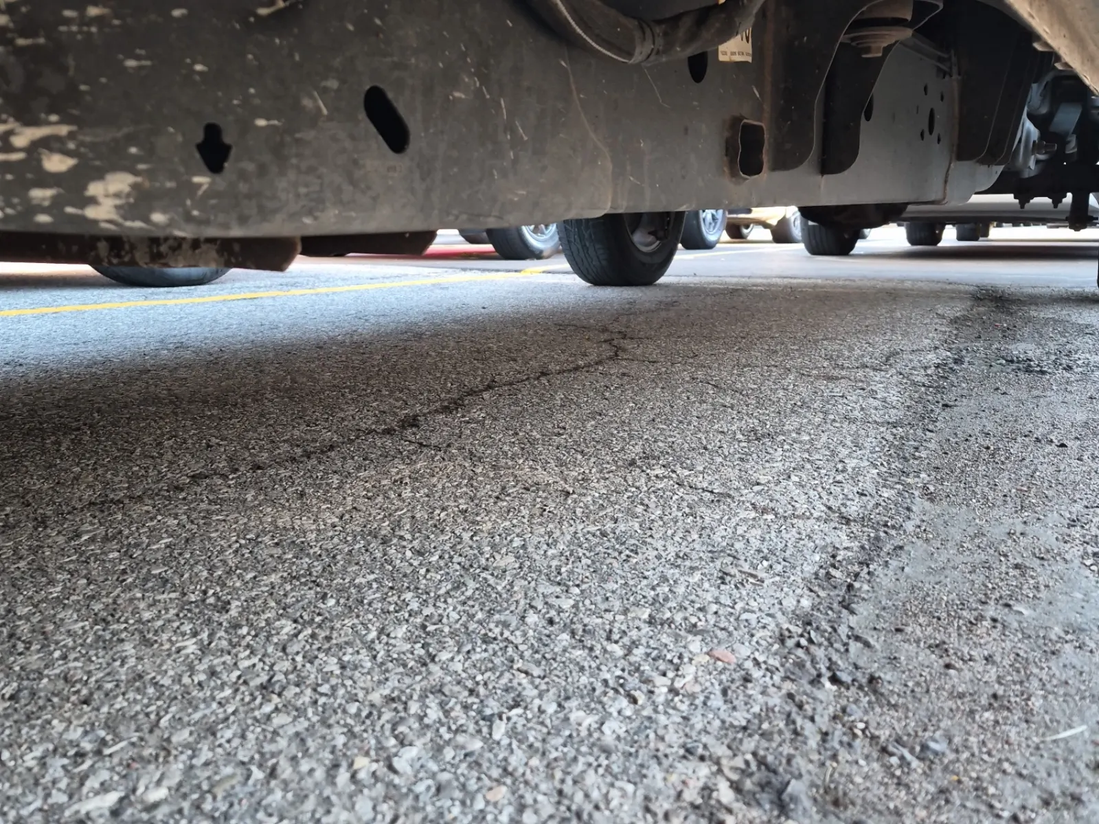Undercarriage - Driver Photo