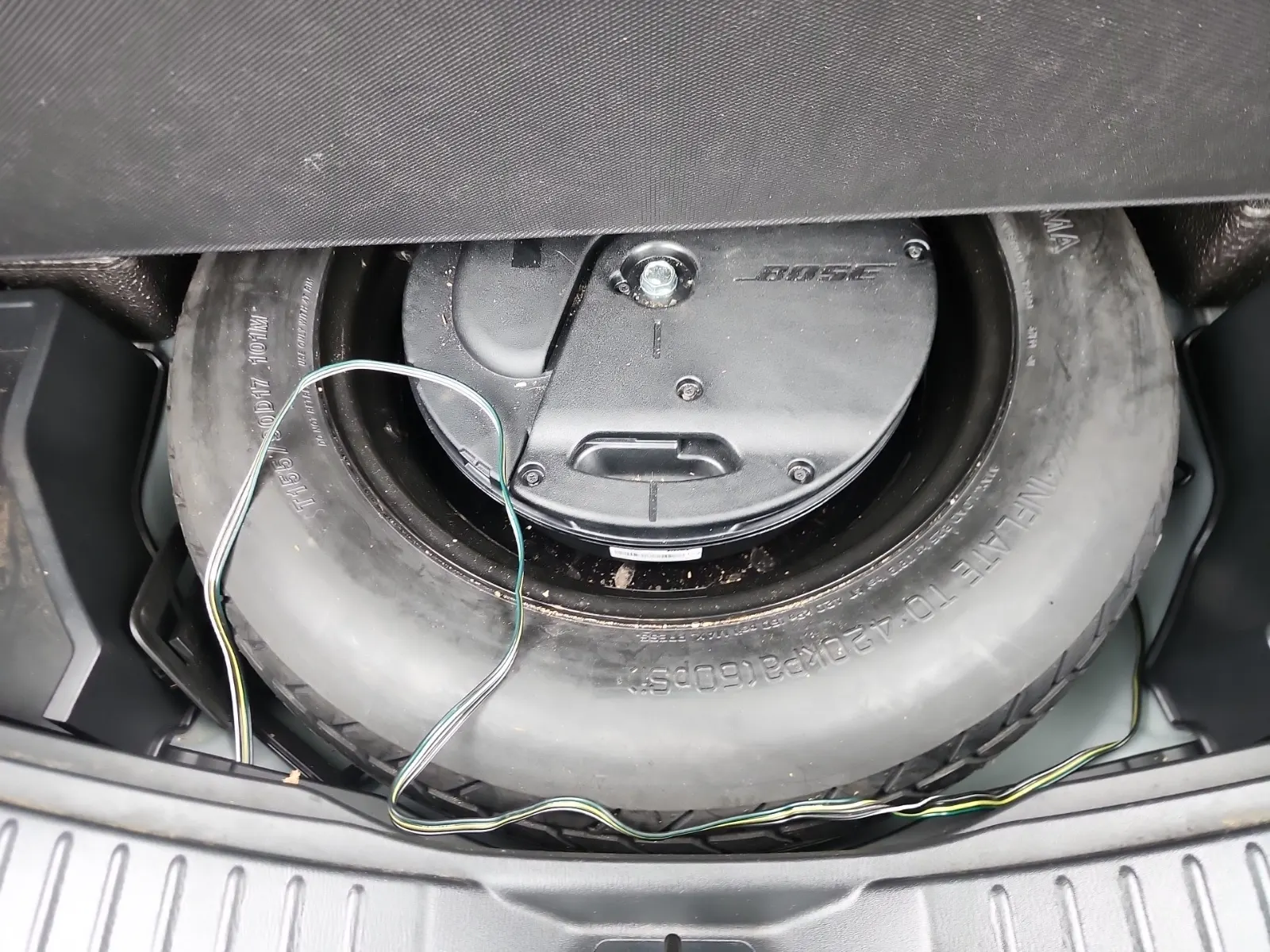 Spare Tire & Wheel Photo