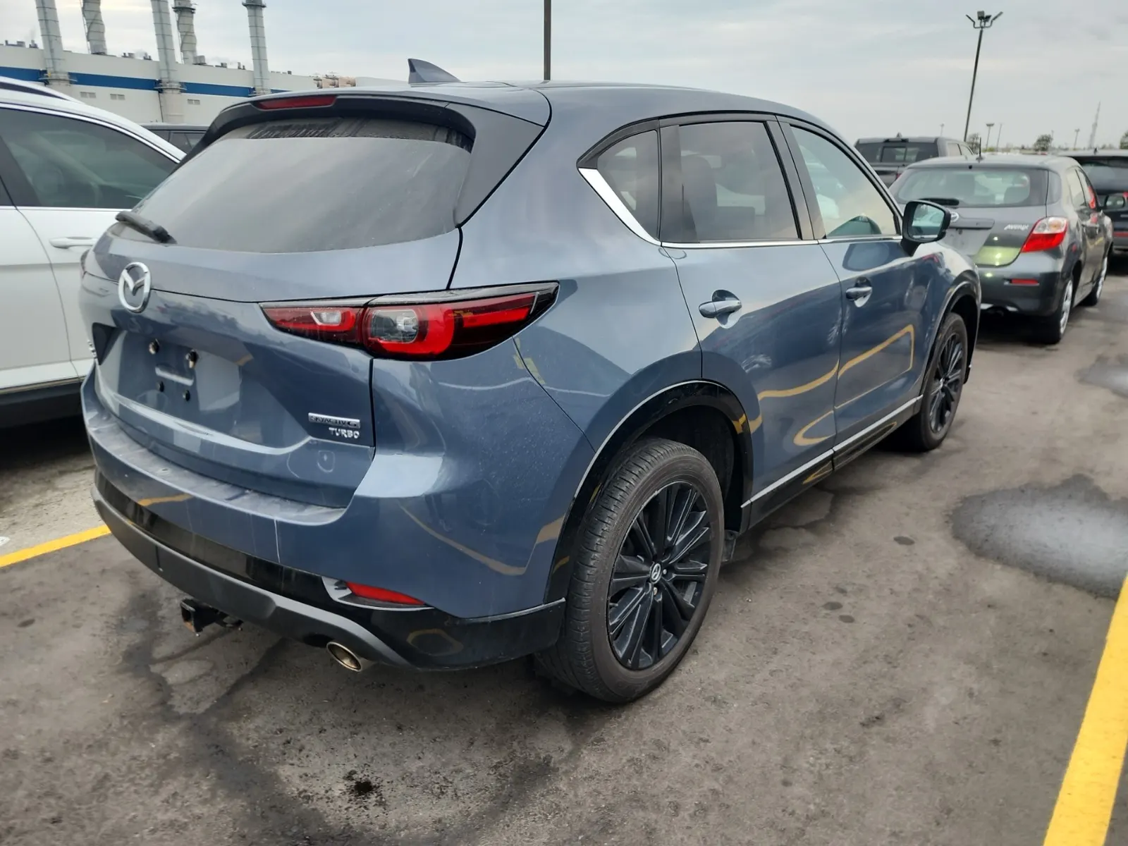 Passenger Rear 3/4 Photo