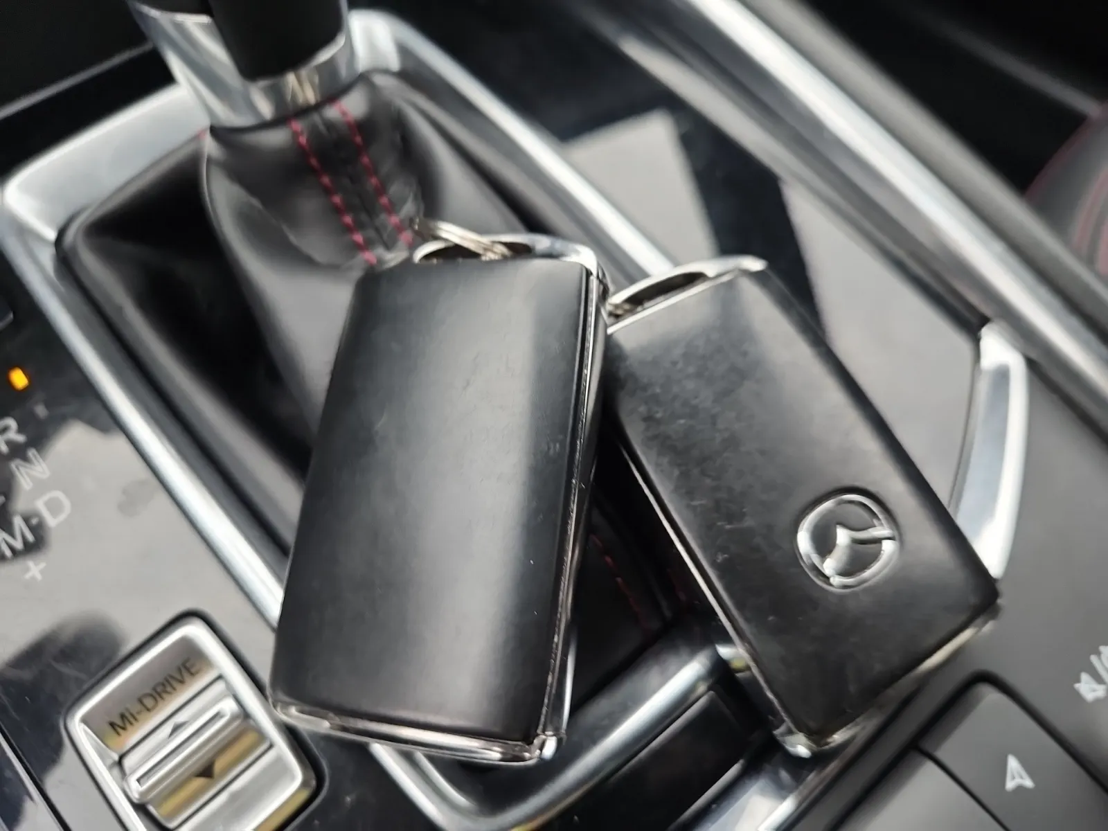 Keys/Fobs/Manual Photo